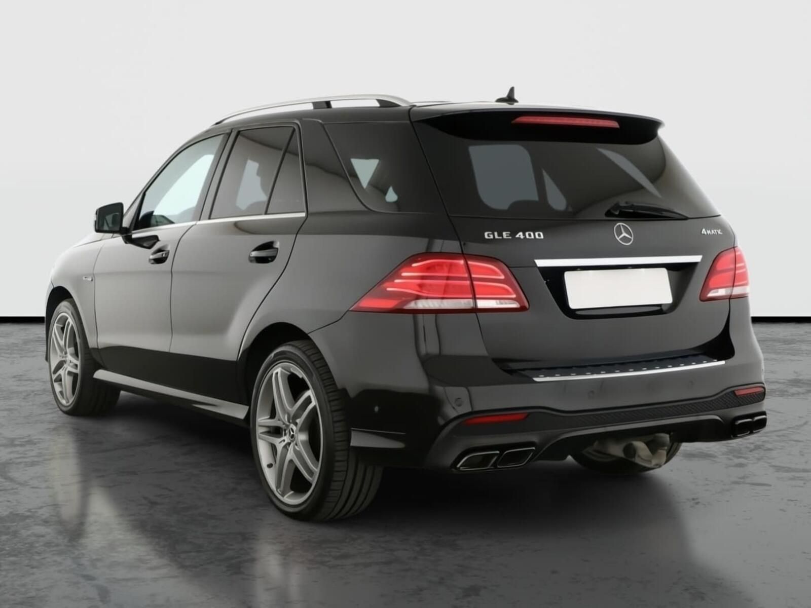 Mercedes-Benz GLE, 400, AMG line, 4X4, Automat - fotka 4