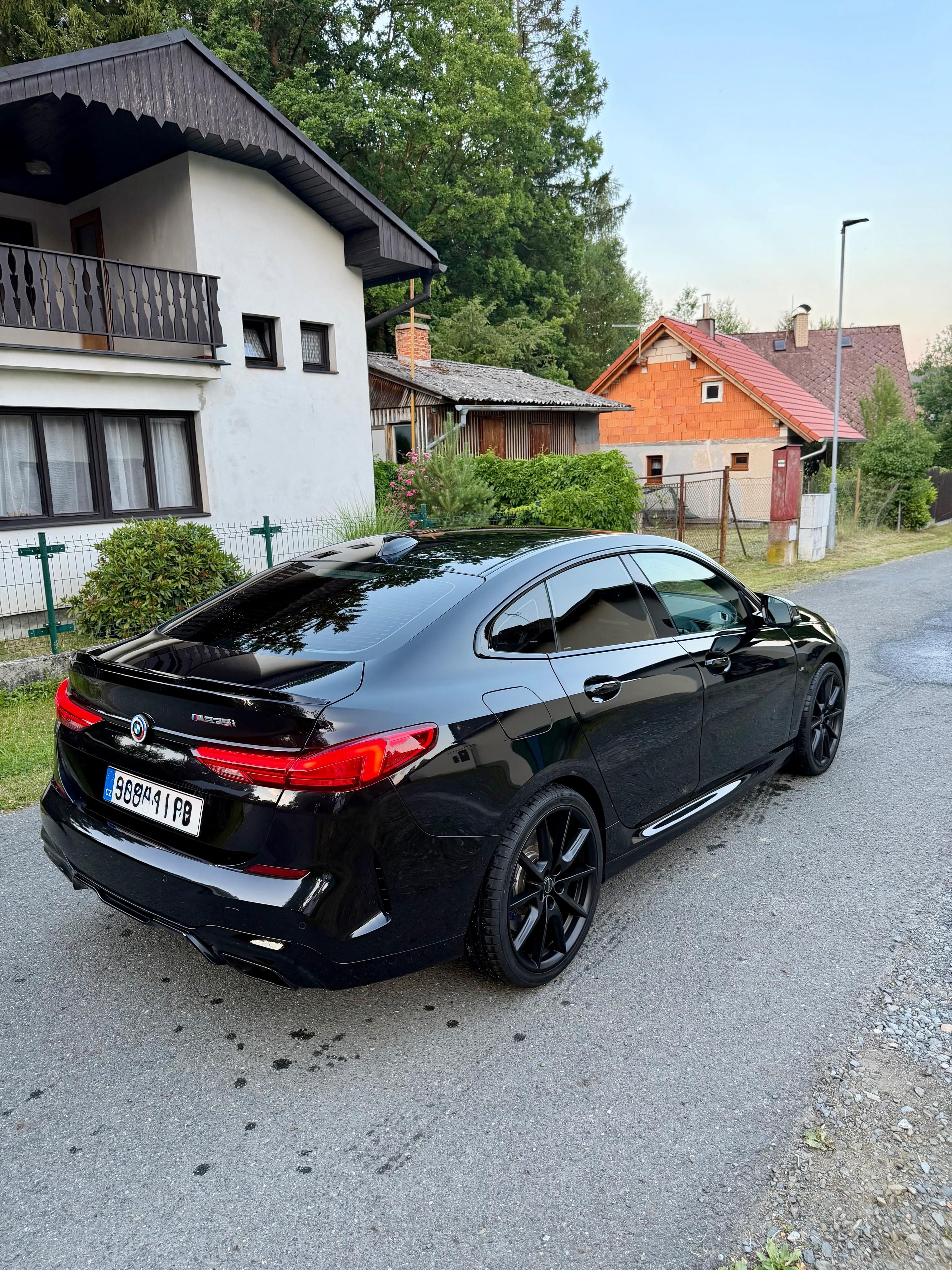 BMW Řada 2, BMW M235i xDrive Harman - fotka 4