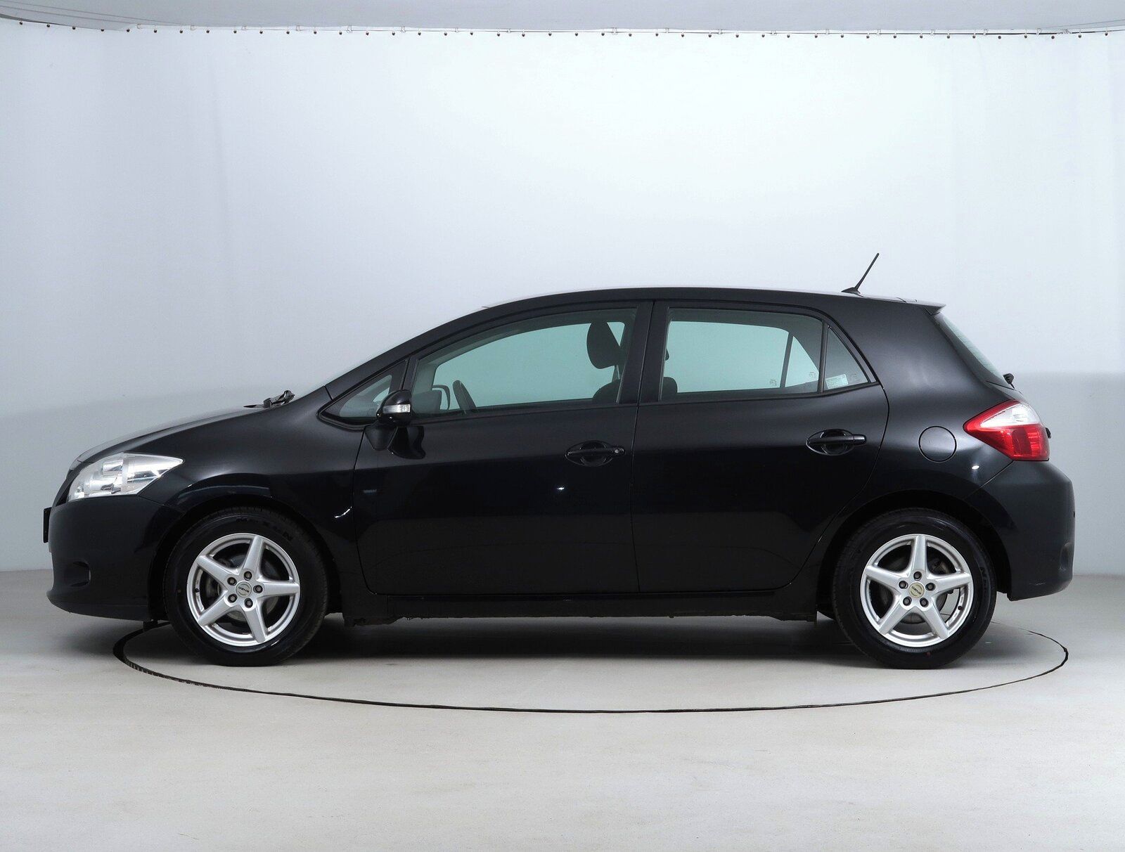 Toyota Auris, 1.6 Valvematic, Automat - fotka 3