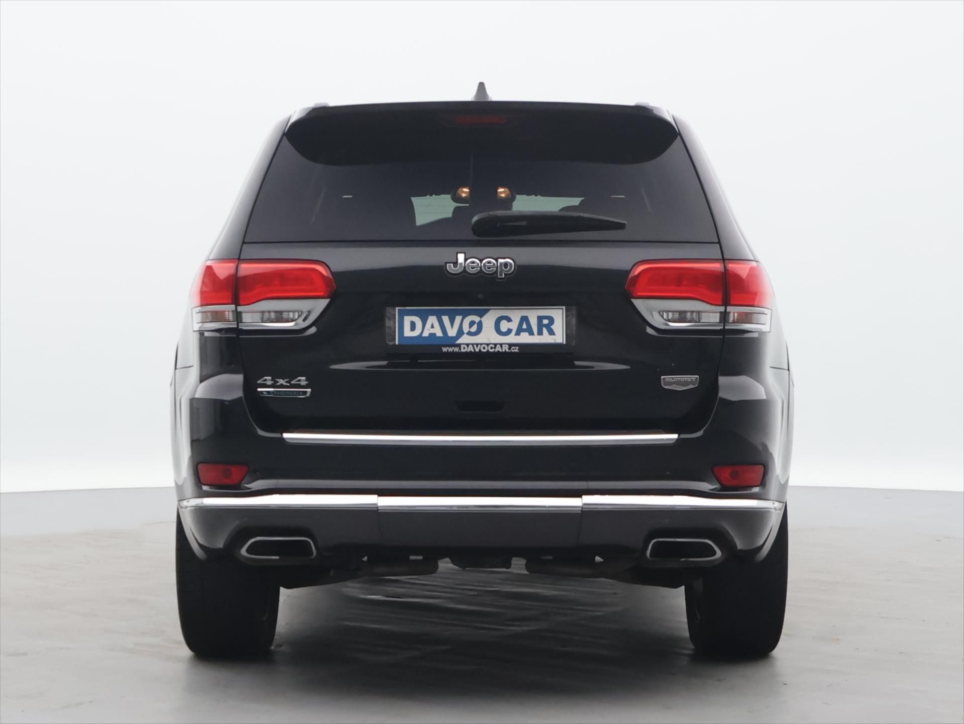 Jeep Grand Cherokee, 3,0 CRDI 184kW Summit 4x4 - fotka 6