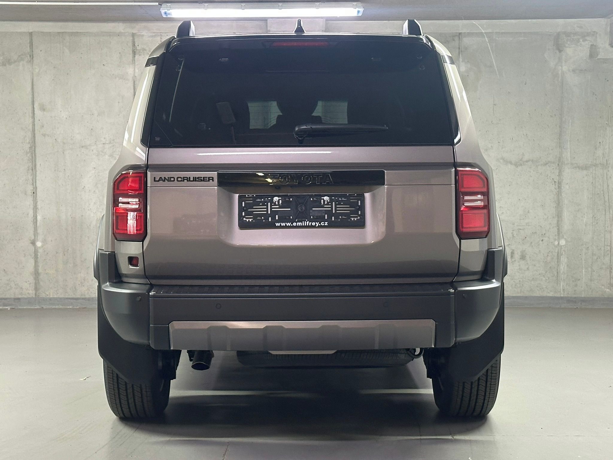 Toyota Land Cruiser, 2.8L,D-4D,Diesel,48V,MHEV,4x4, - fotka 6