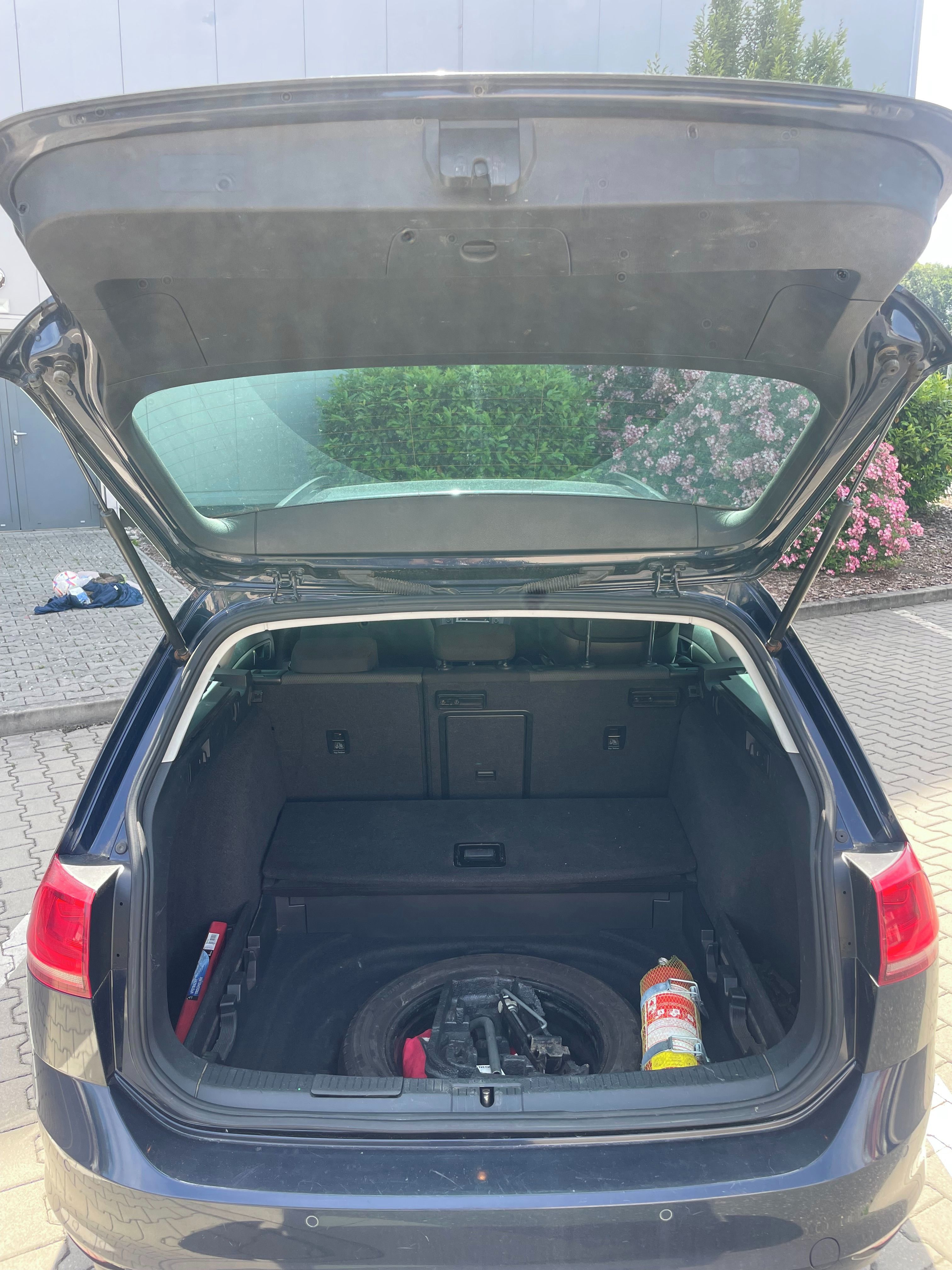 Volkswagen Golf, 1.6 TDI - fotka 3