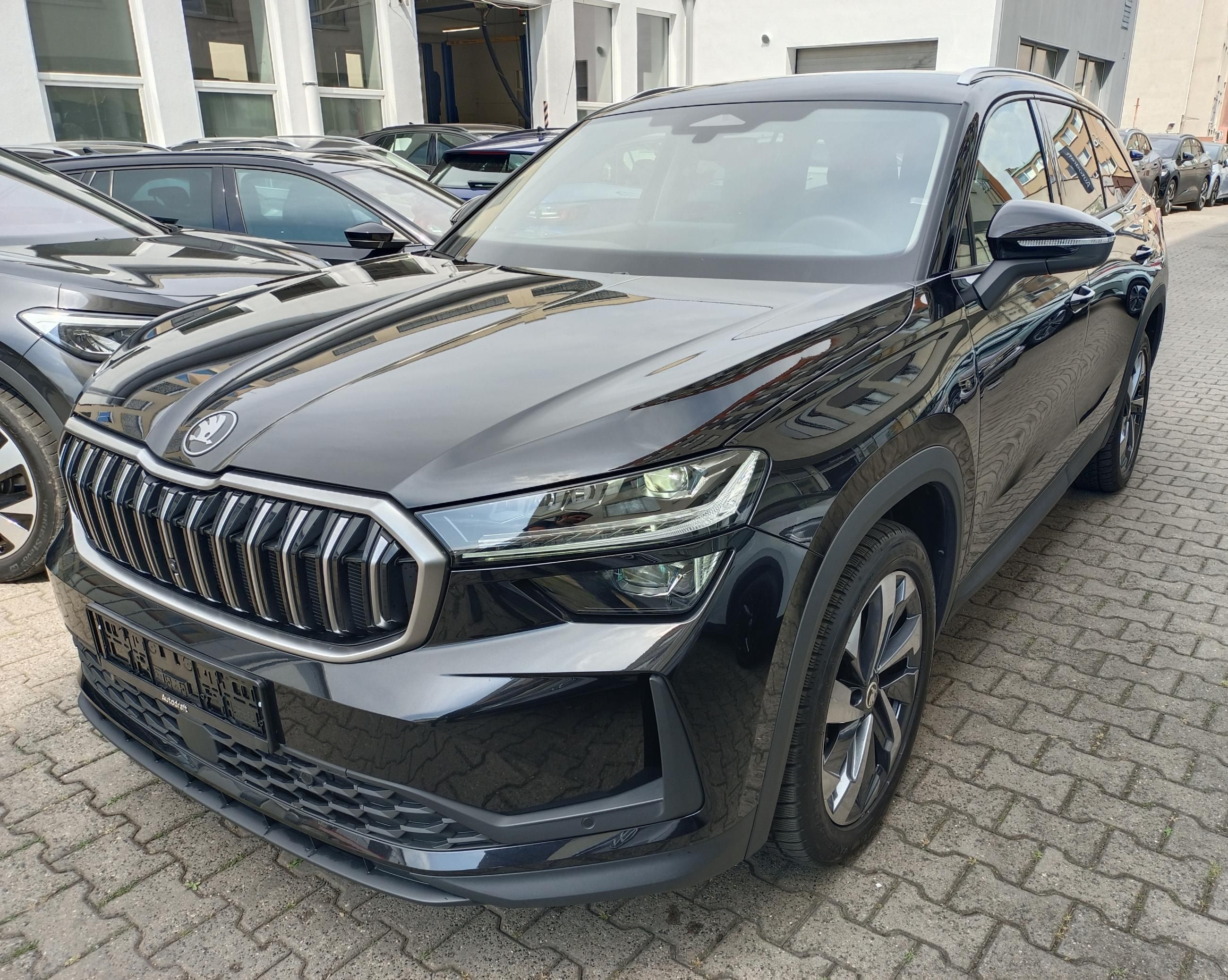 Škoda Kodiaq, TDI 142kW 4x4 Tažné + Webasto - fotka 3