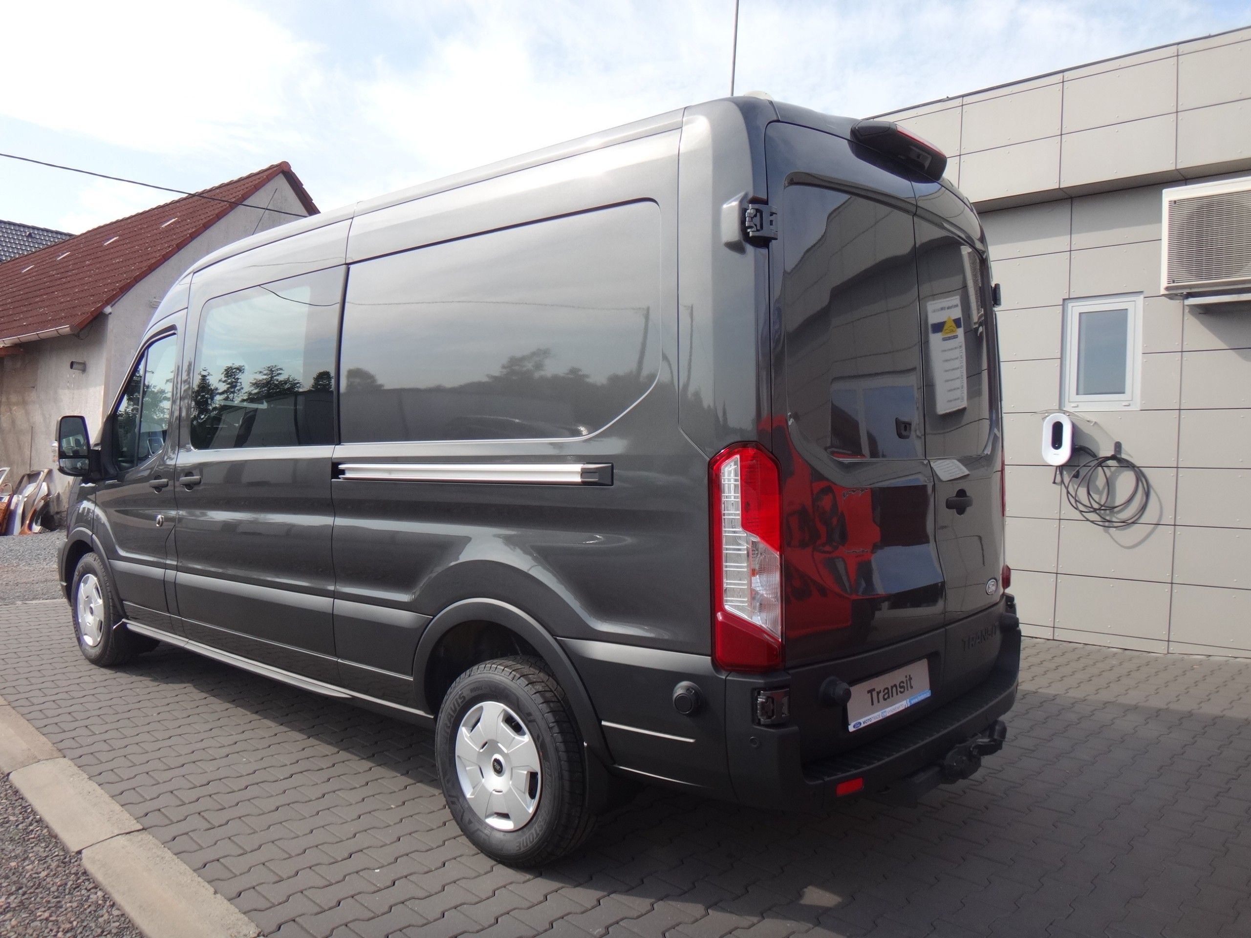 Ford Transit, DCiV Tren 350 L3H2_2.0EcoBlue - fotka 3