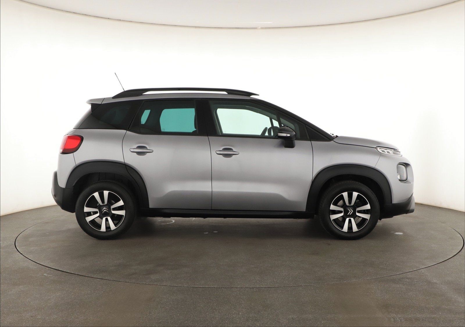 Citroën C3 Aircross, 1.2 PureTech, Shine, Automat - fotka 6