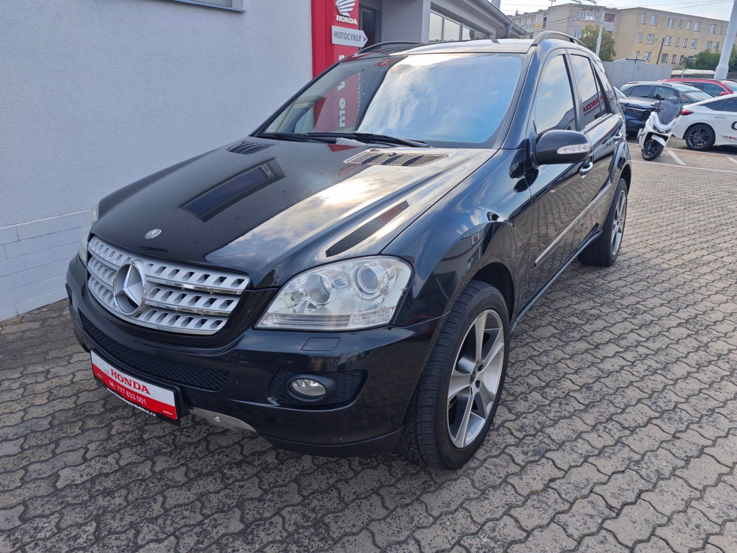 Mercedes-Benz ML, 320CDi 4Matic AirMatic nové ČR - fotka 3