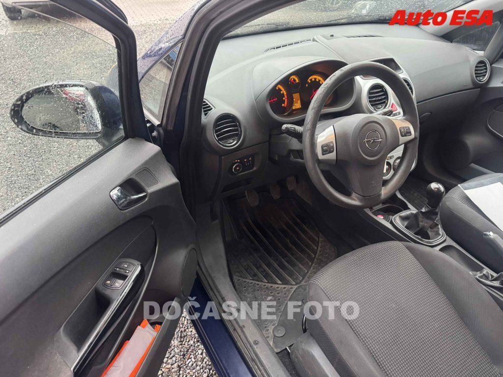 Opel Corsa, 1.0i - fotka 3