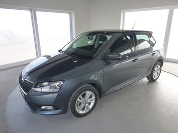 1,2i-66KW*KLIMA**VYHŘ.SEDADLA*