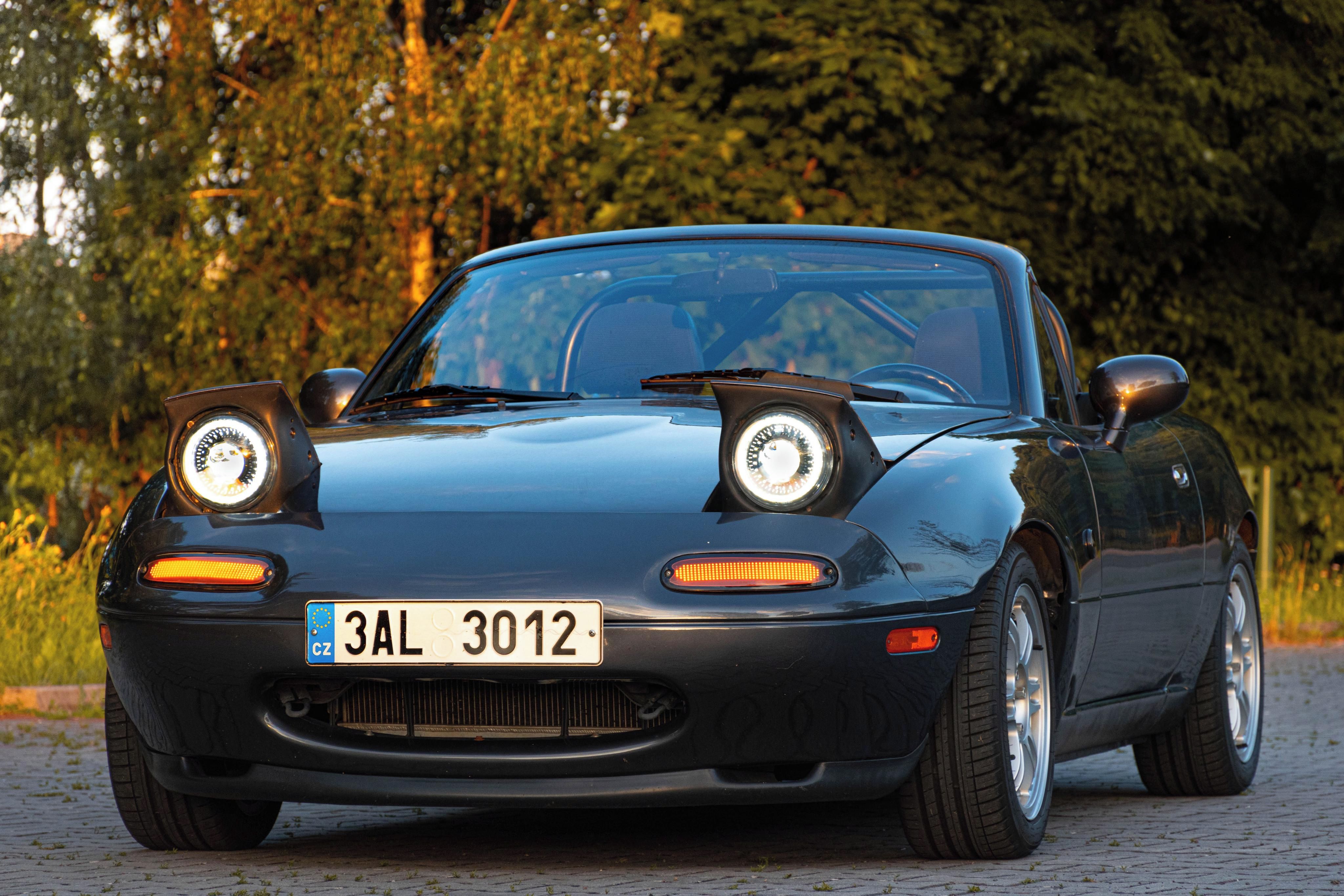 Mazda MX-5, 1.8 - fotka 2