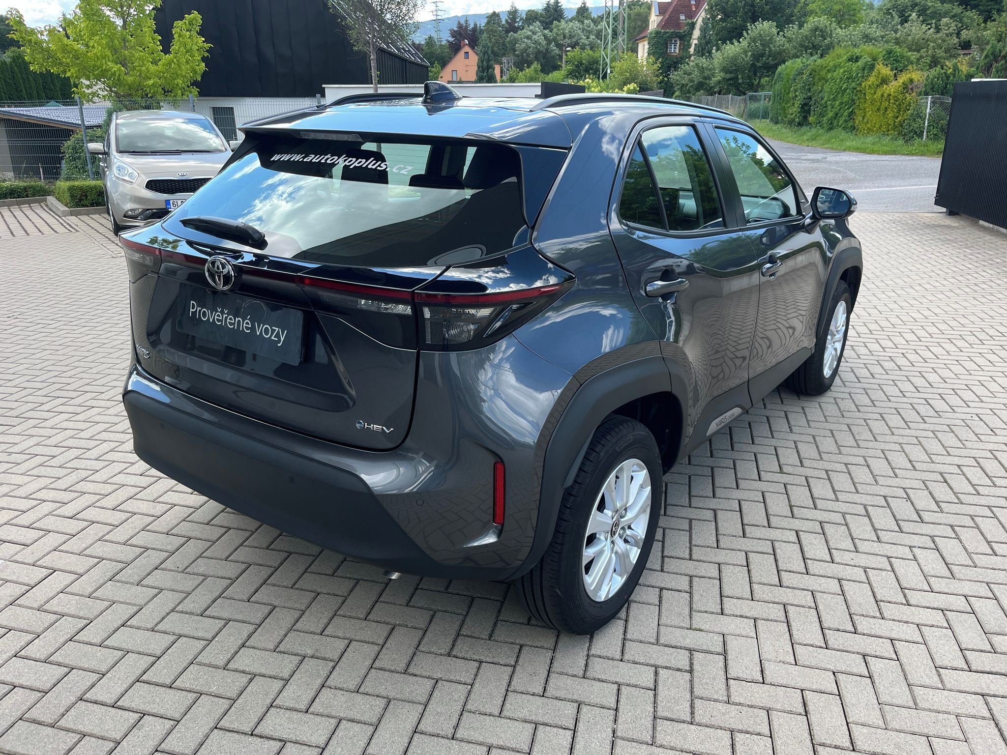Toyota Yaris Cross, 1.5 Hybrid e-CVT Comfort - fotka 6
