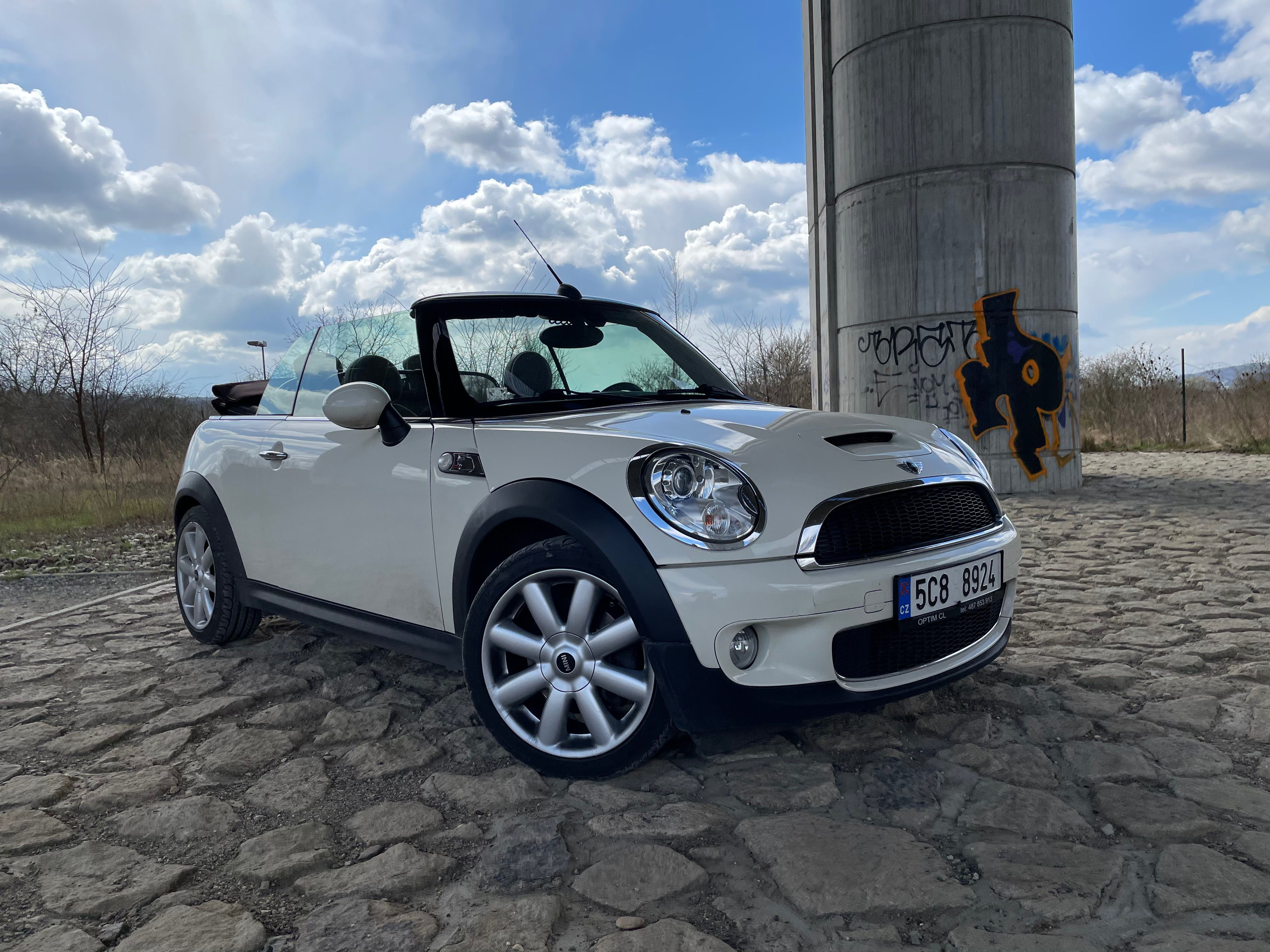 Mini Cooper S, MINI Cooper S Cabrio R57 - fotka 6