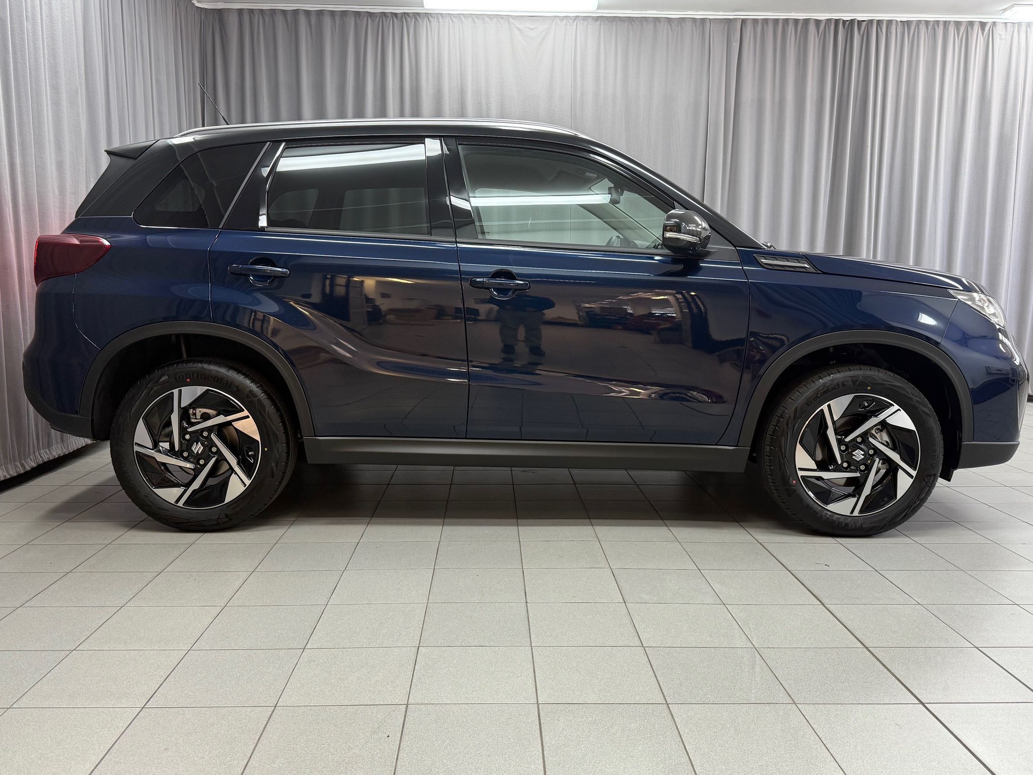Suzuki Vitara, Elegance 4X4. K odběru ihned. - fotka 4