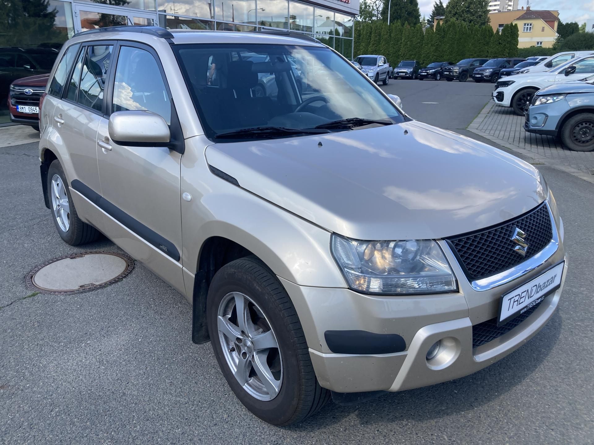Suzuki Grand Vitara, 2,0VVT - fotka 2