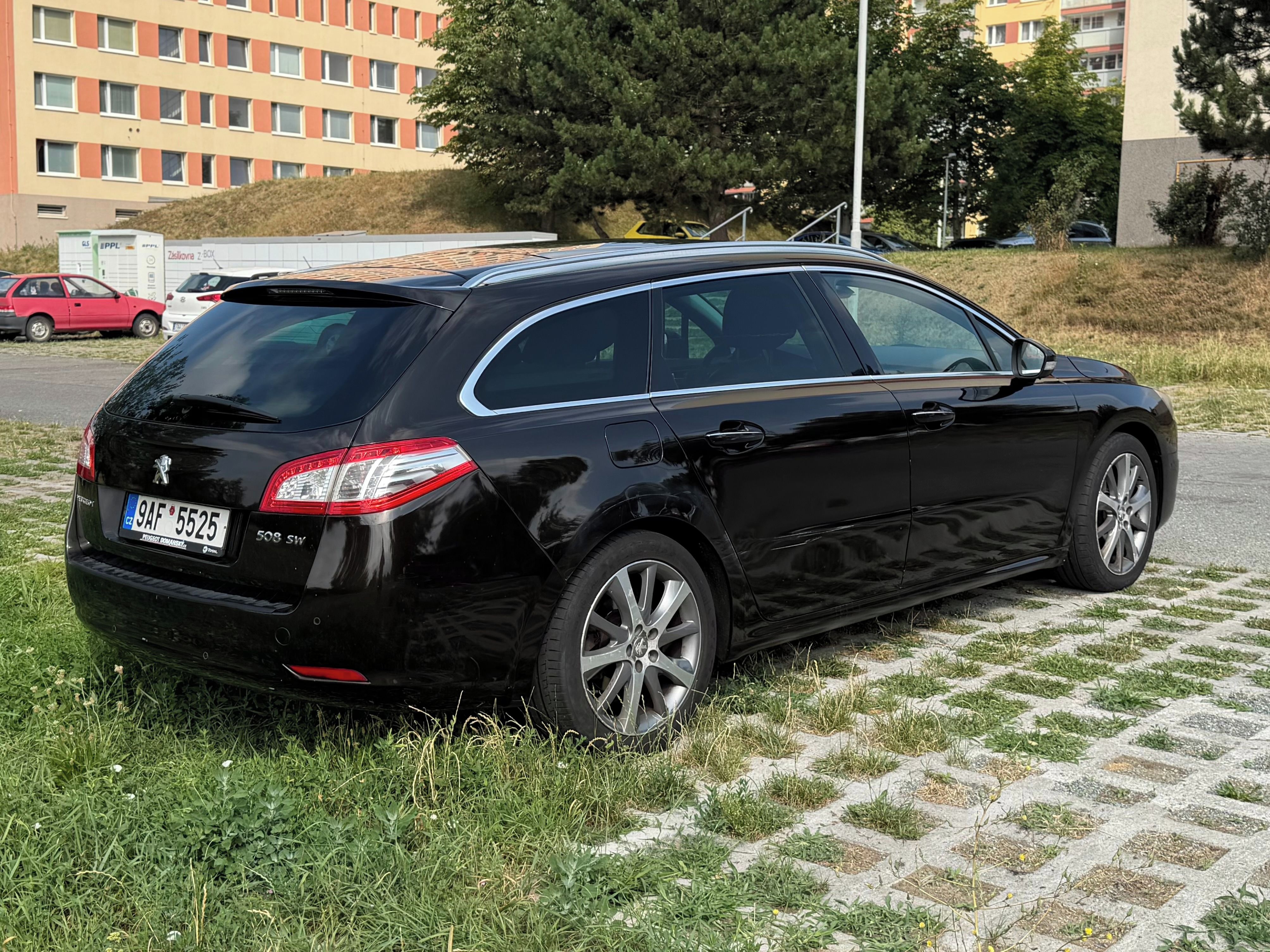 Peugeot 508, Peugeot 508 SW 2.0 HDi automat - fotka 5