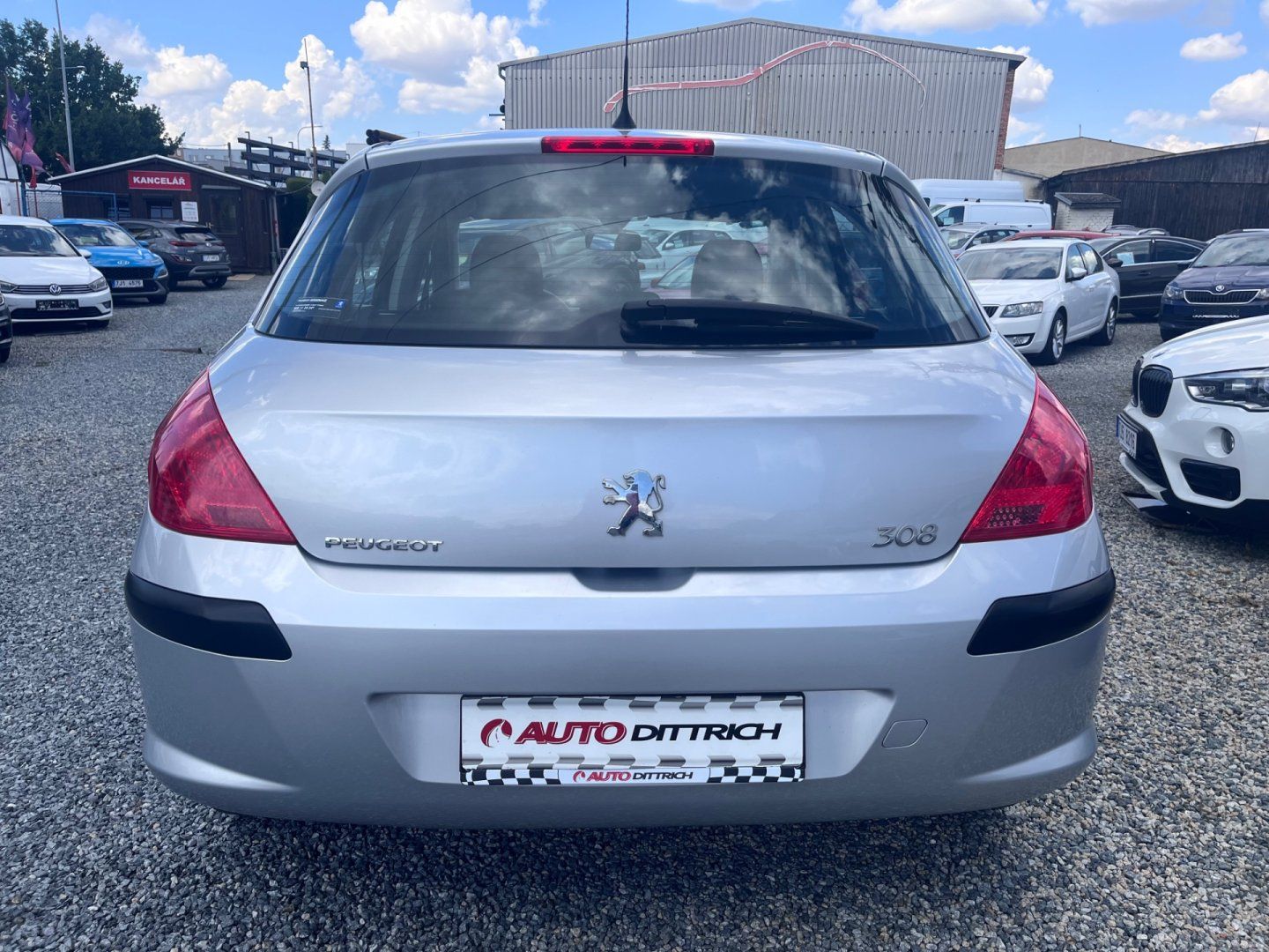 Peugeot 308, 1.4i - fotka 6