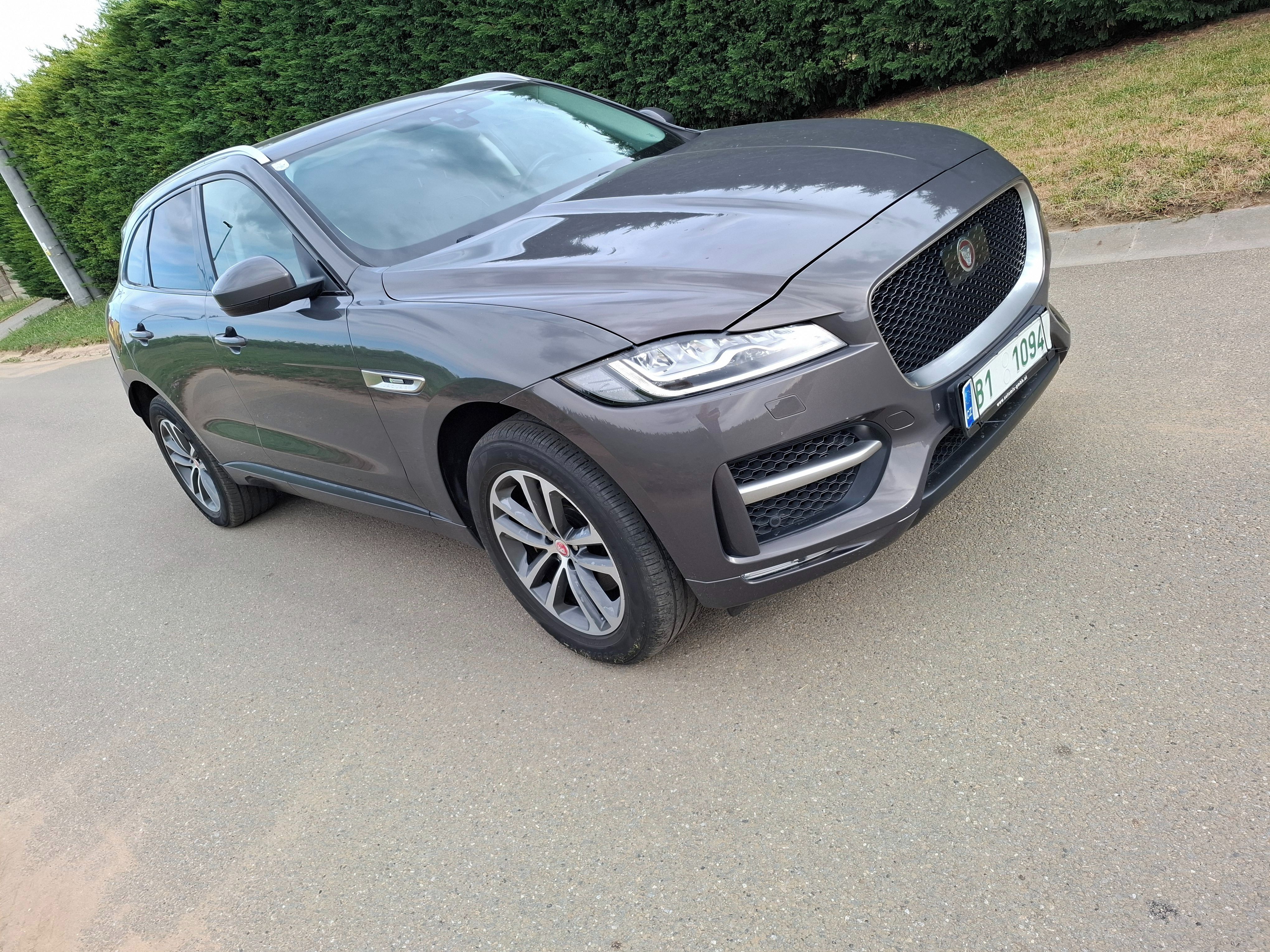 Jaguar F-Pace, 3.0 Diesel 221kw 300ps R-Sport - fotka 5