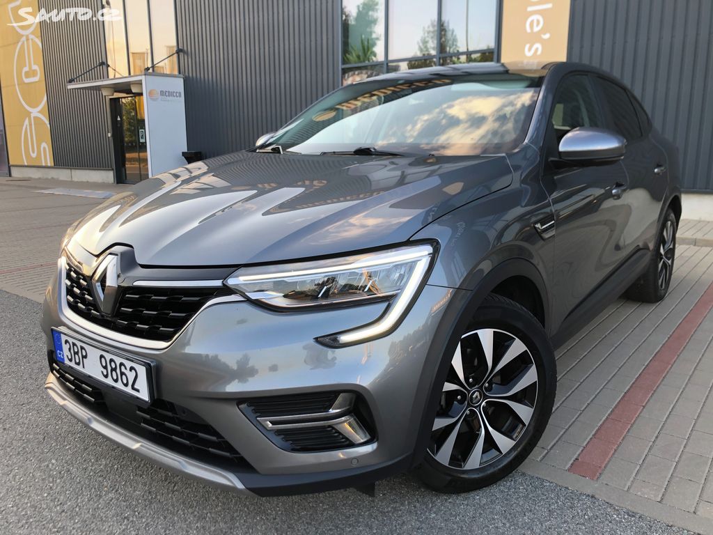 Renault Arkana, 1.6 E-Tech 105kw, velmi hezký