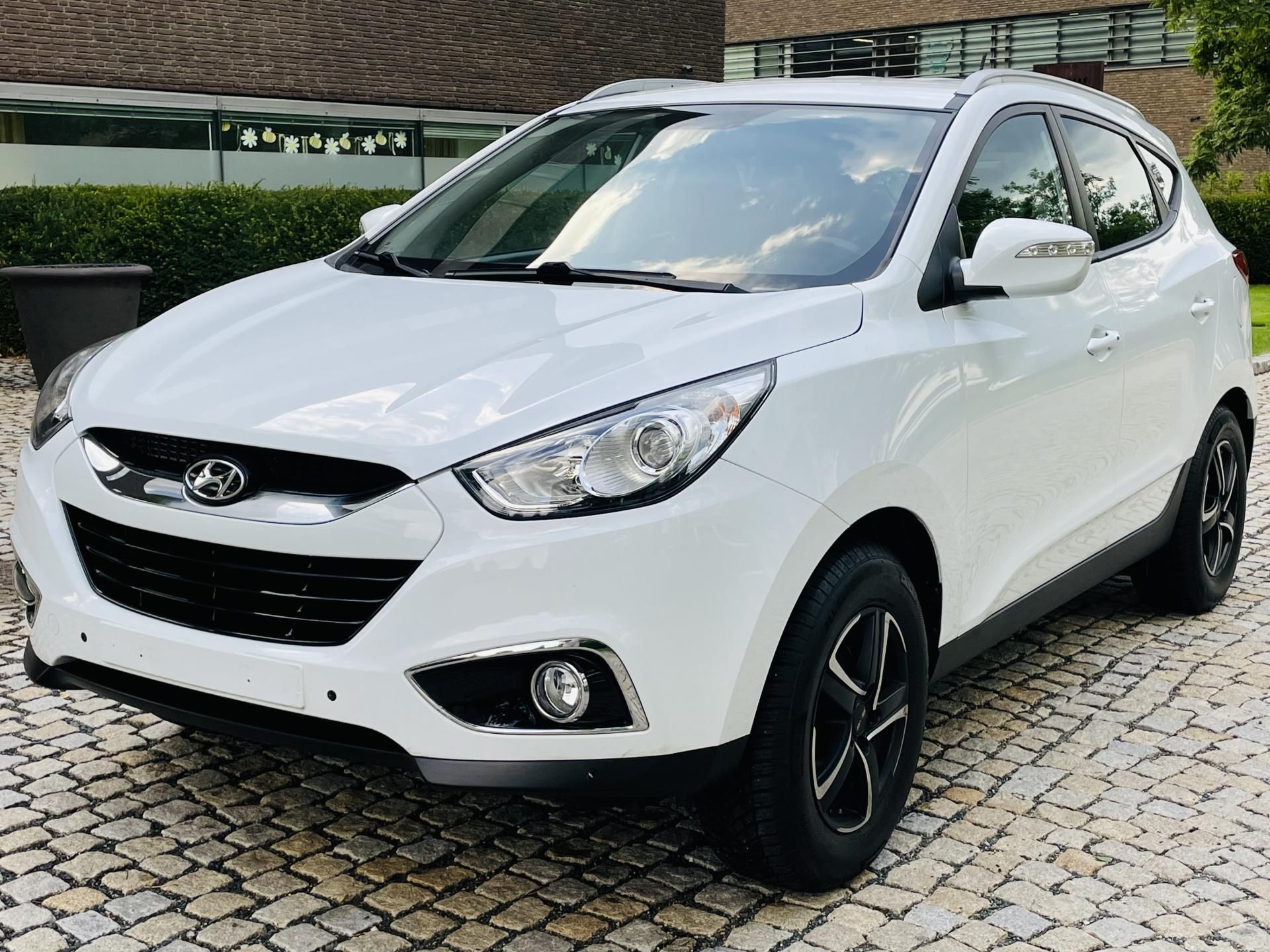 Hyundai ix35, 2.0i 4x4 1MAJIITEL KAMER TAŽNÉ - fotka 4