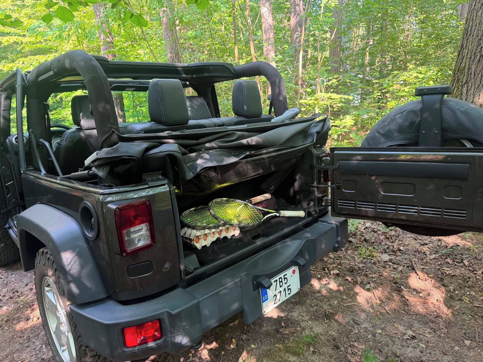 Jeep Wrangler, 25000Km stav 1A !!! - fotka 4