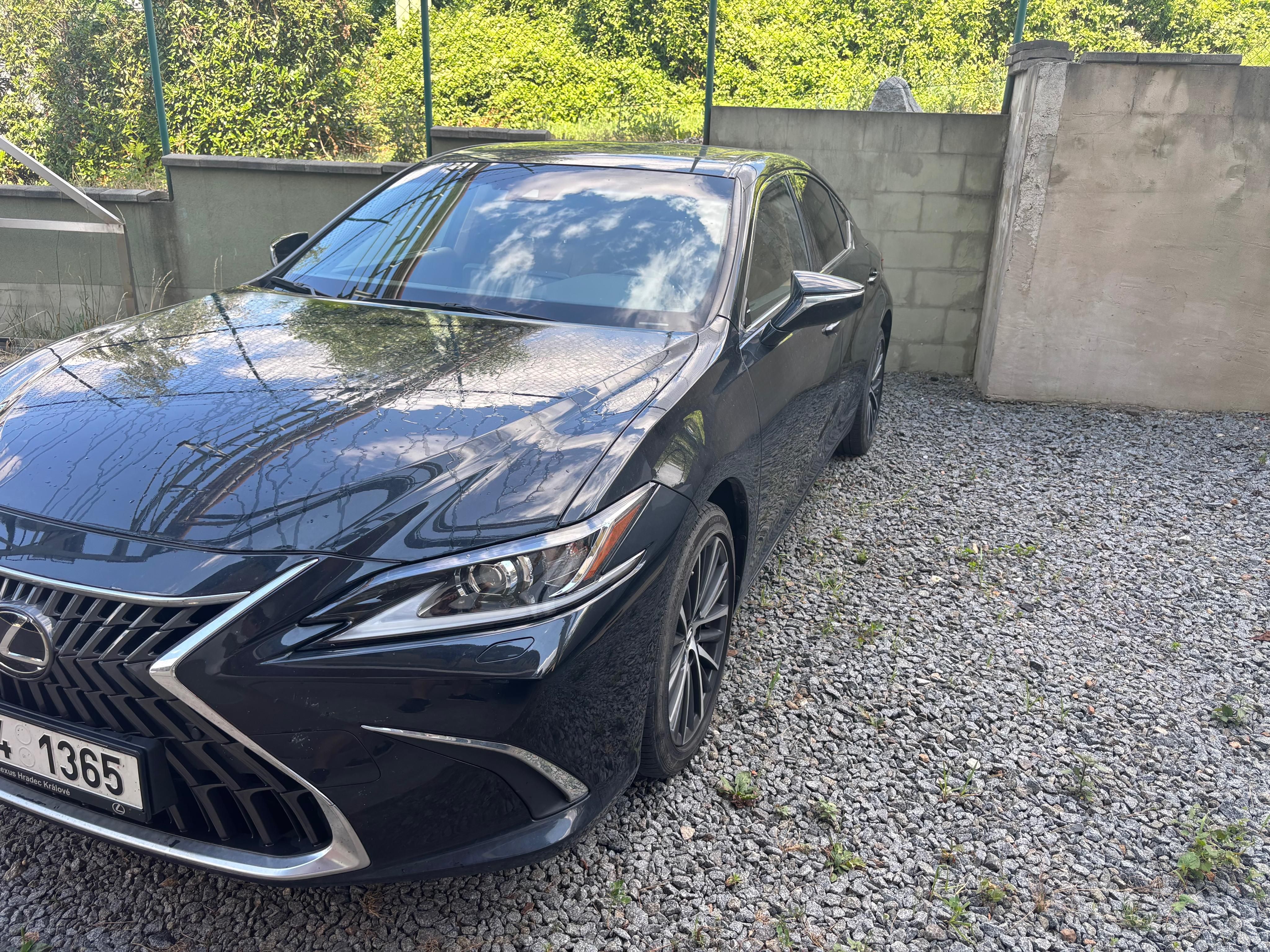 Lexus ES, 300h Business edition - fotka 3