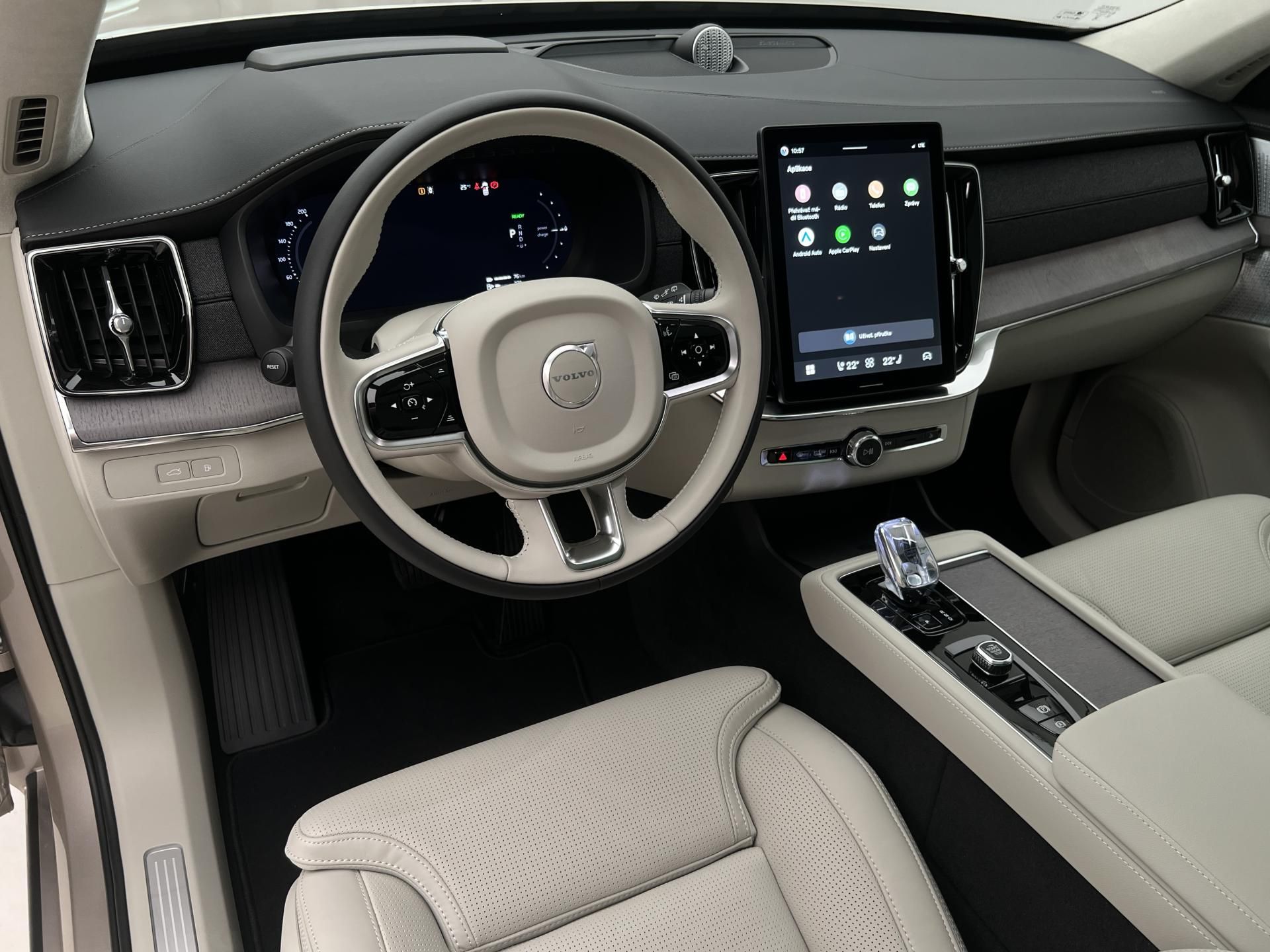 Volvo XC90, T8 AWD RECHARGE ULTRA BRIGHT - fotka 4