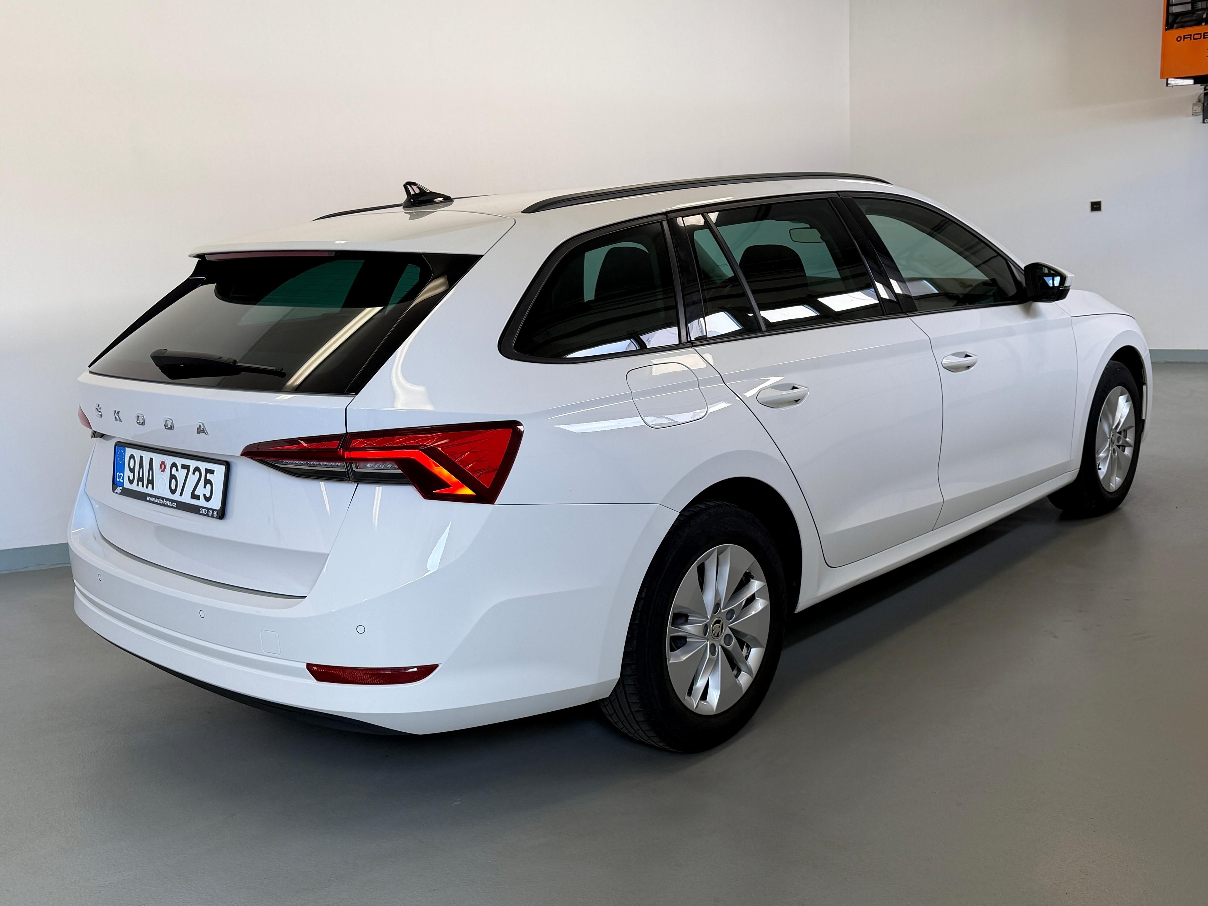 Škoda Octavia, IV combi 2,0 TDI 85kW - fotka 6