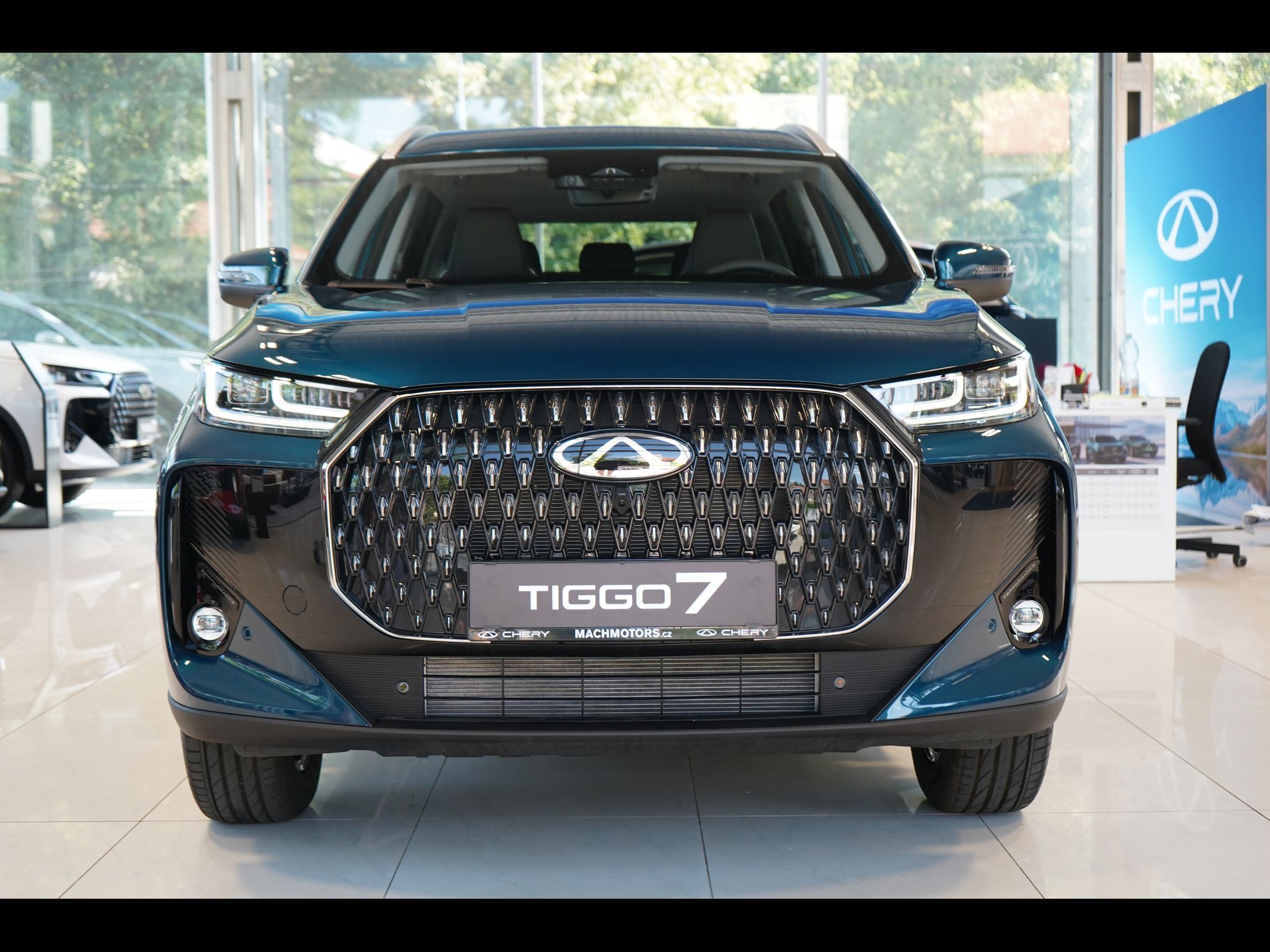 Chery Tiggo 7, UNIQUE 1.5 TGDI HEV - fotka 2