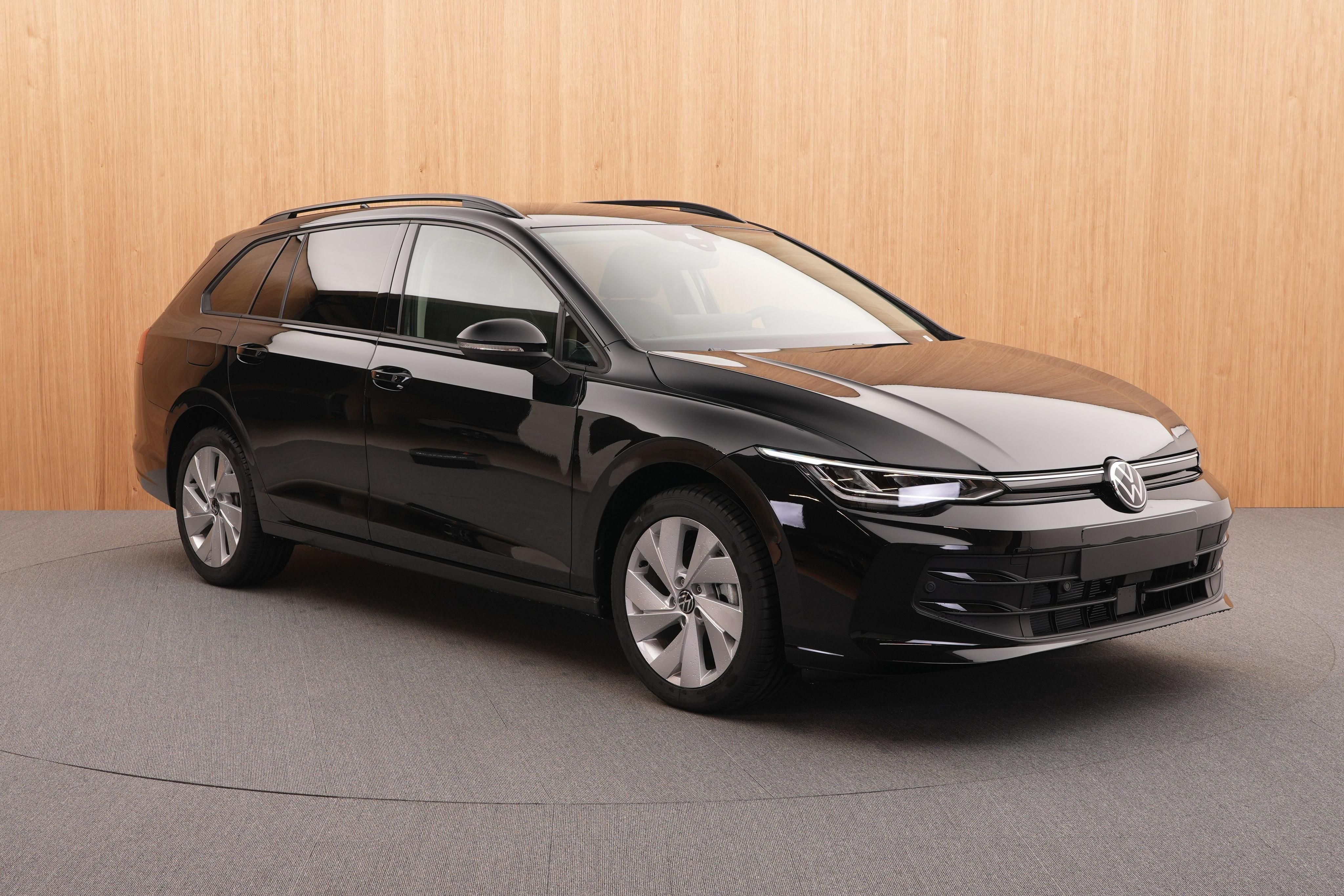 Volkswagen Golf Variant, Limited 1.5 eTSI DSG - fotka 6