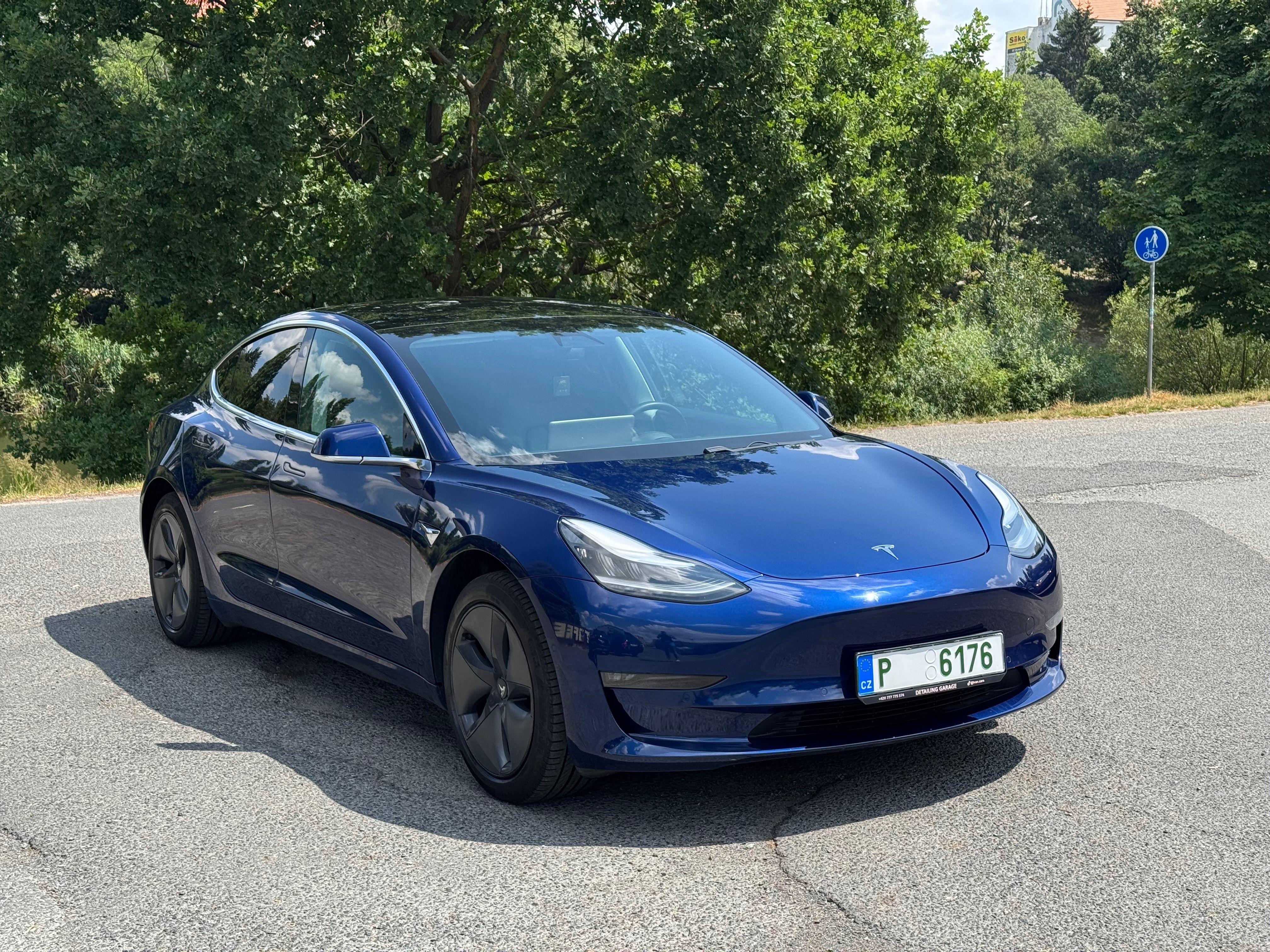 Tesla Model 3, SR+ - fotka 2
