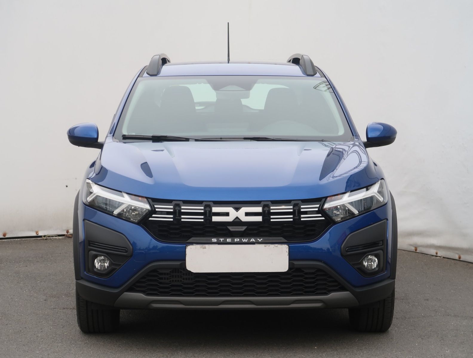 Dacia Sandero, 1.0 TCe, Stepway Essential - fotka 2