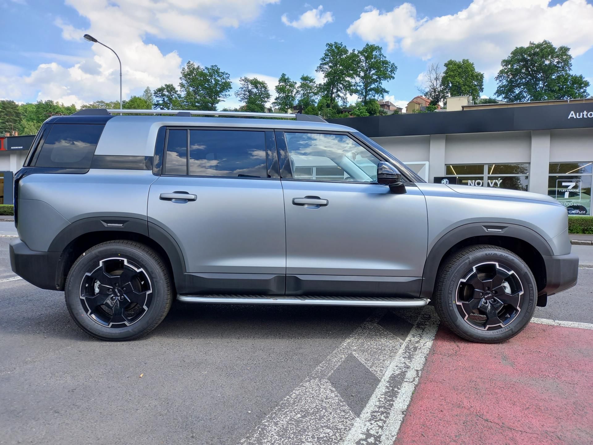 BAIC BJ30, ALL IN 1.5T 298kW HEV 4×4 - fotka 4