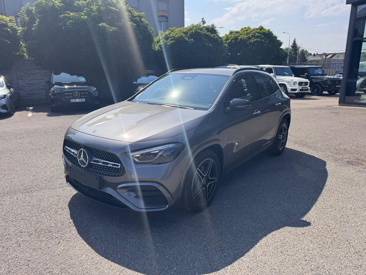 Mercedes-Benz GLA, 200 d 4MATIC - fotka 3