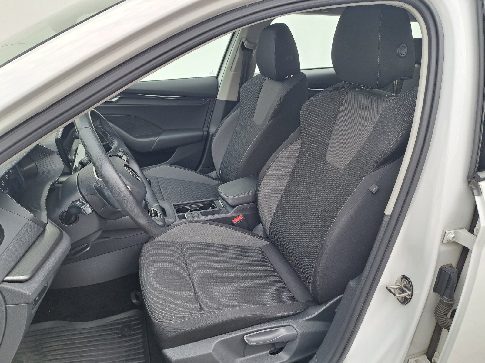 Škoda Octavia, 2,0TDI 85kW Ambition - fotka 6