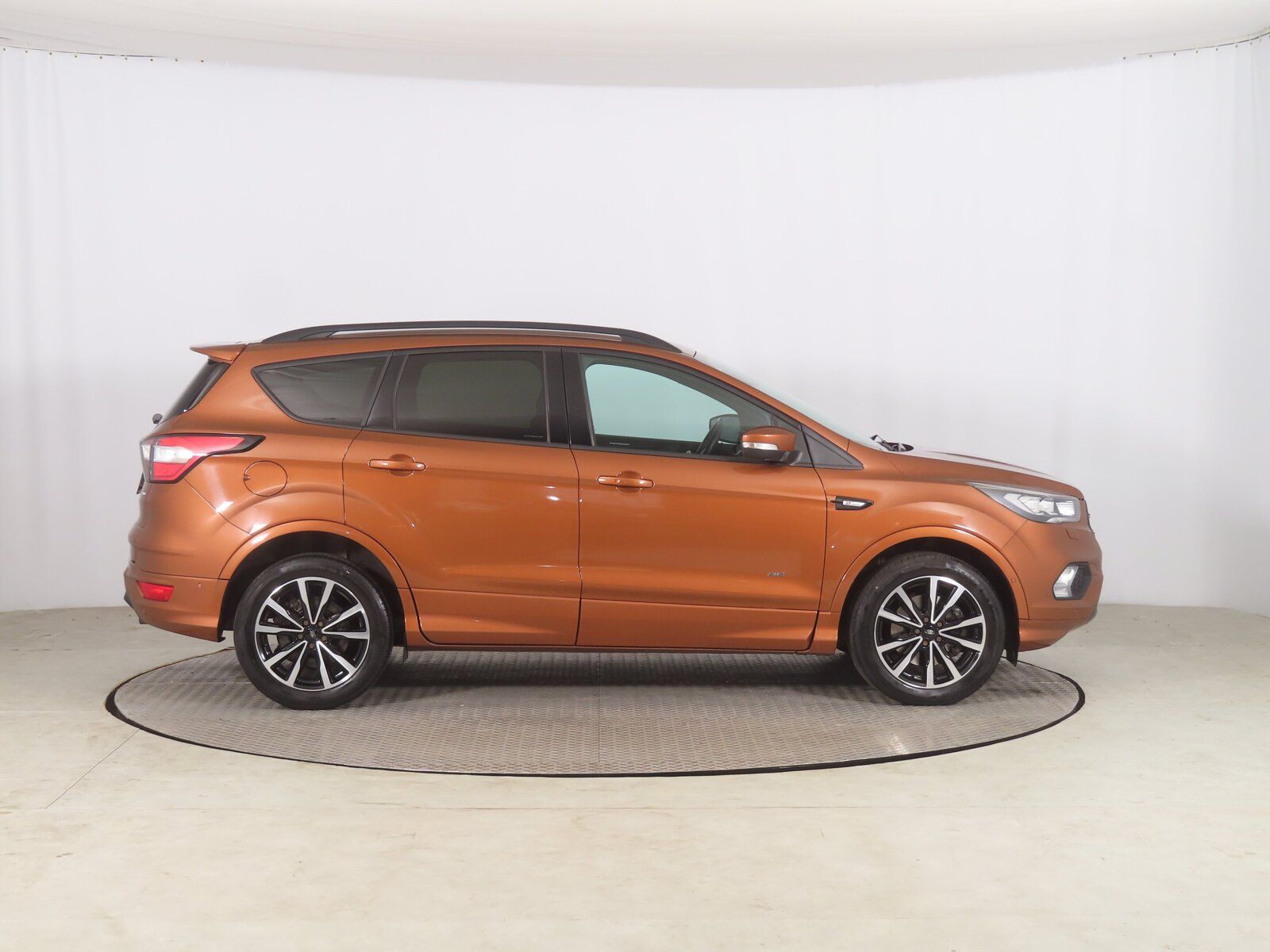 Ford Kuga, 1.5 EcoBoost, ST-Line, 4X4 - fotka 6