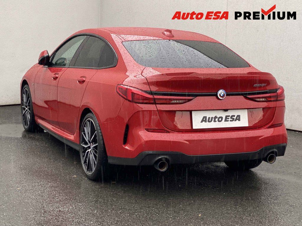 BMW Řada 2, 2.0i - fotka 6