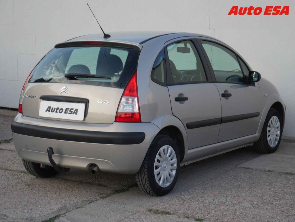Citroën C3, 1.1i,ČR - fotka 6