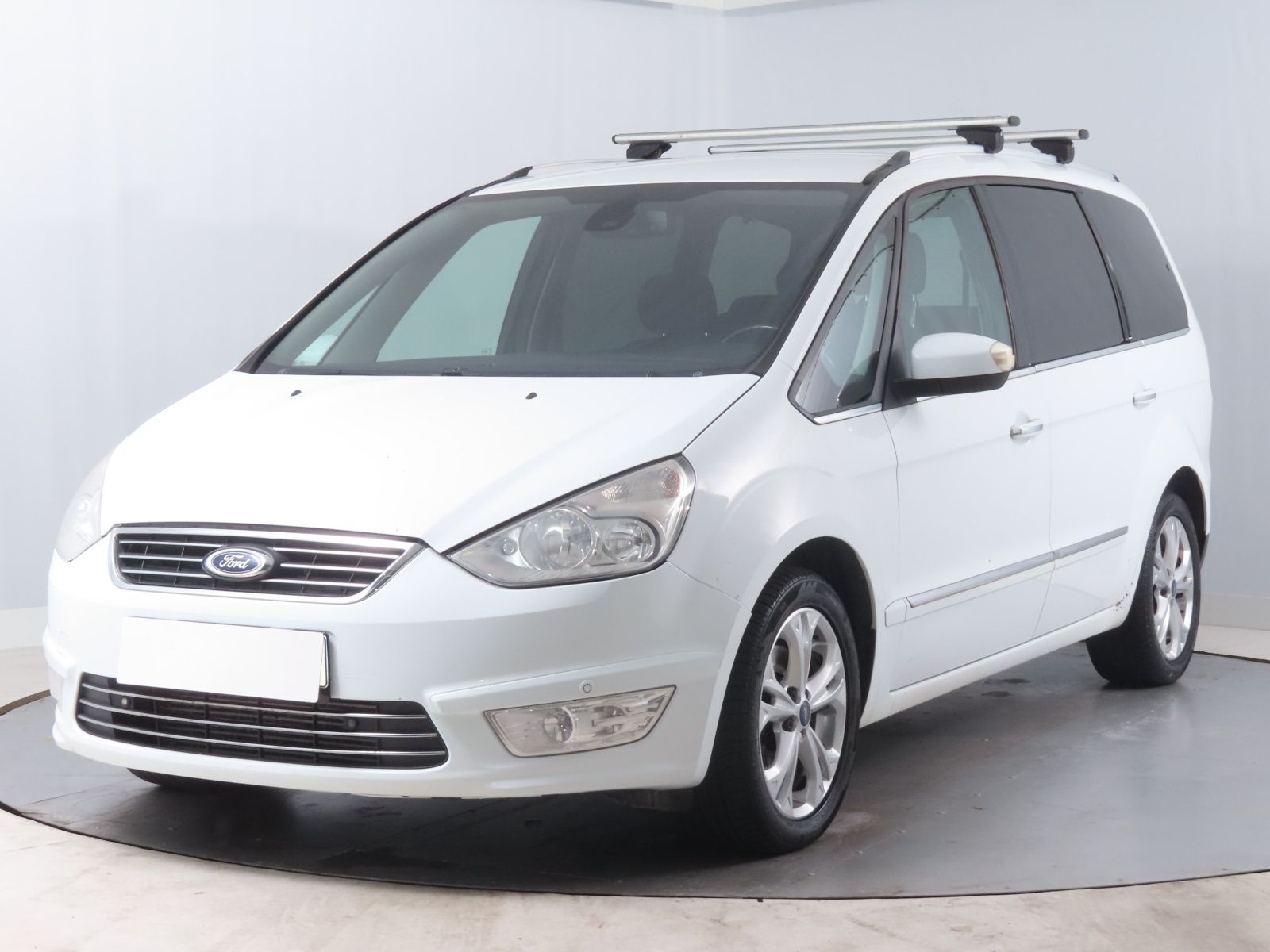 Ford Galaxy, 2.2 TDCi, Automat, 7 míst - fotka 3