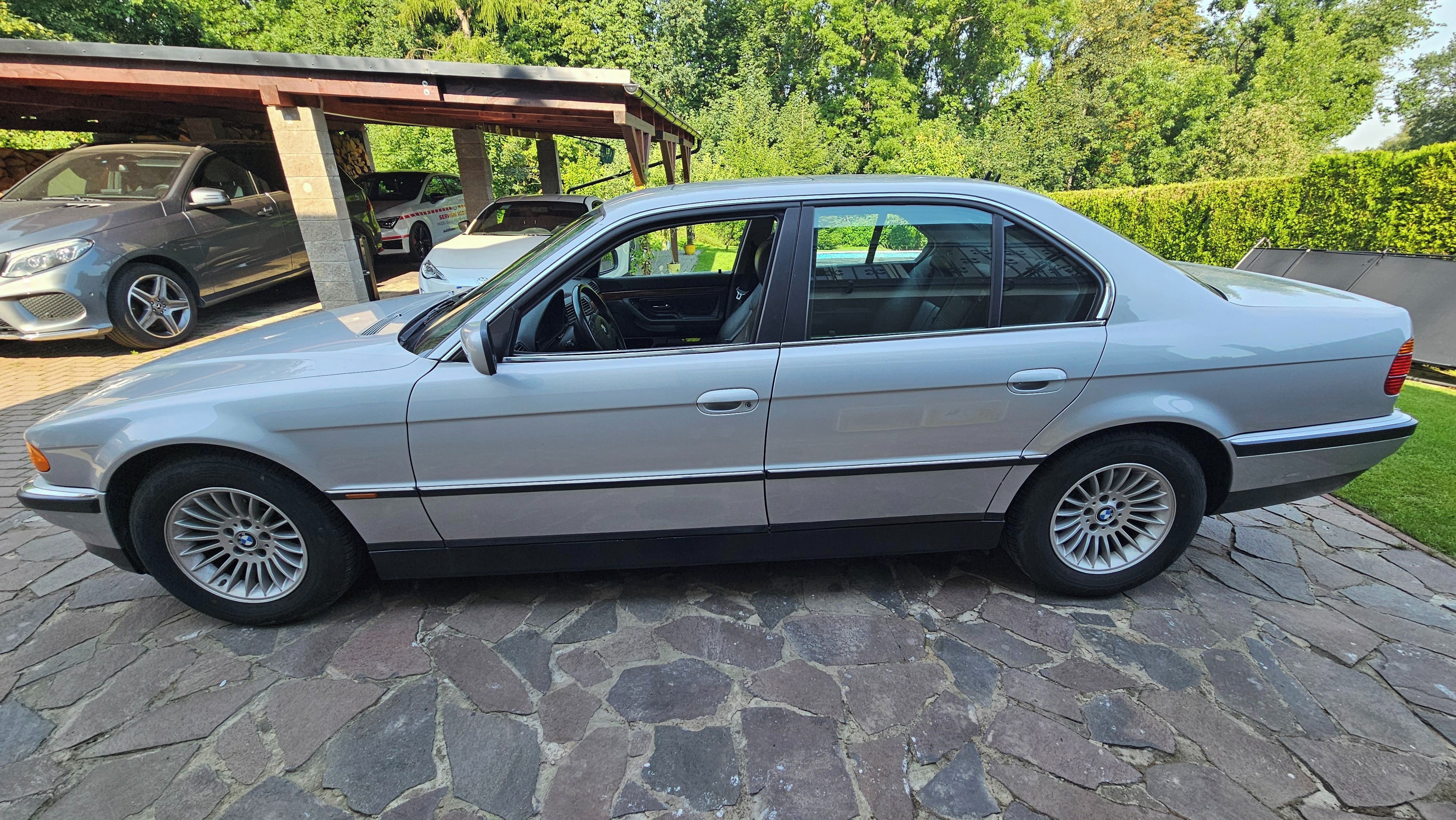 BMW Řada 7, BMW 730d r.v. 2001 - fotka 2