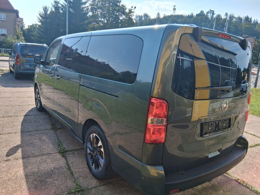 Opel Zafira, ELEGANCE L 2.2 CDTi 132kW  AT8 - fotka 6