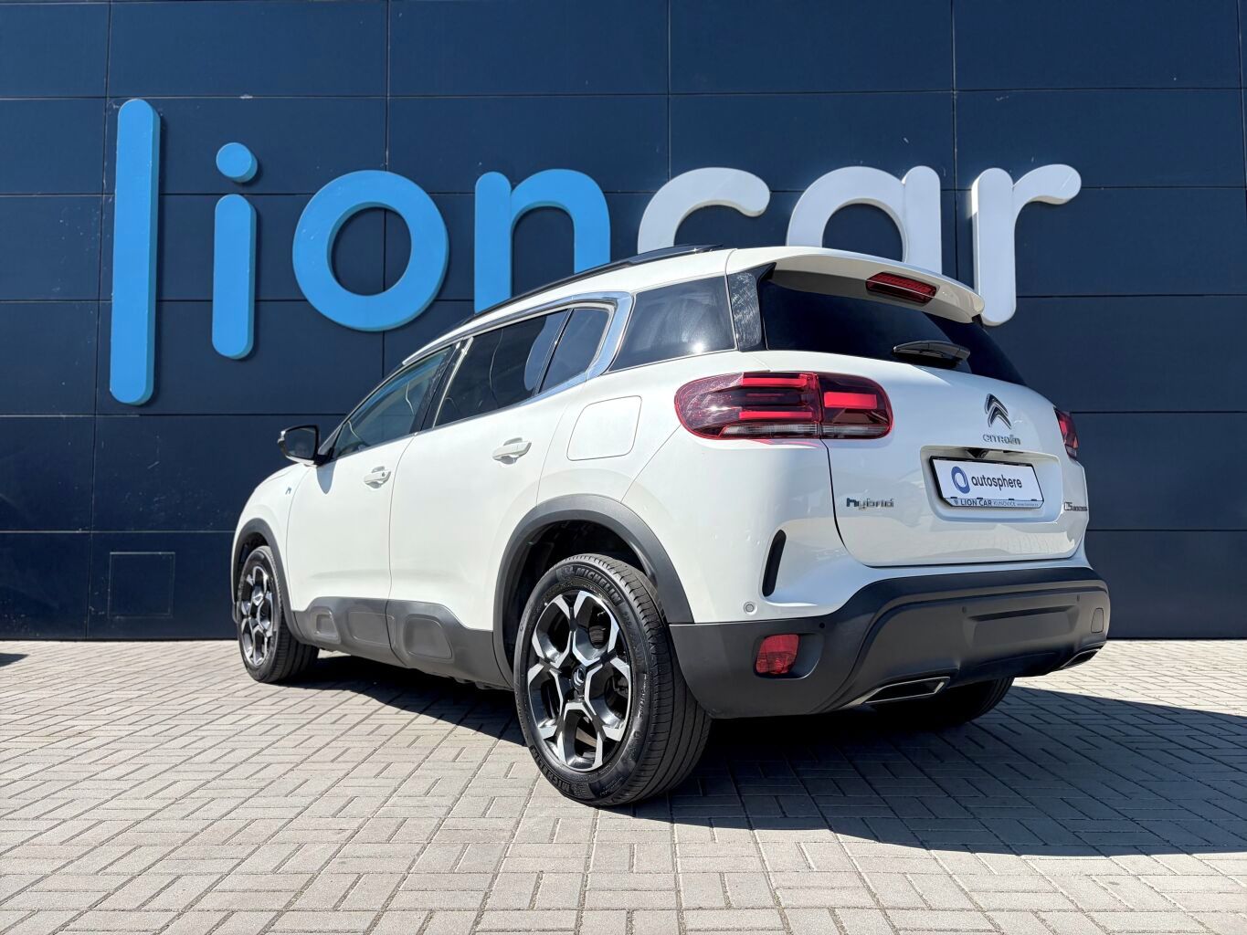 Citroën C5 Aircross, SHINE Plug-in 225k, EAT8, Navi - fotka 5