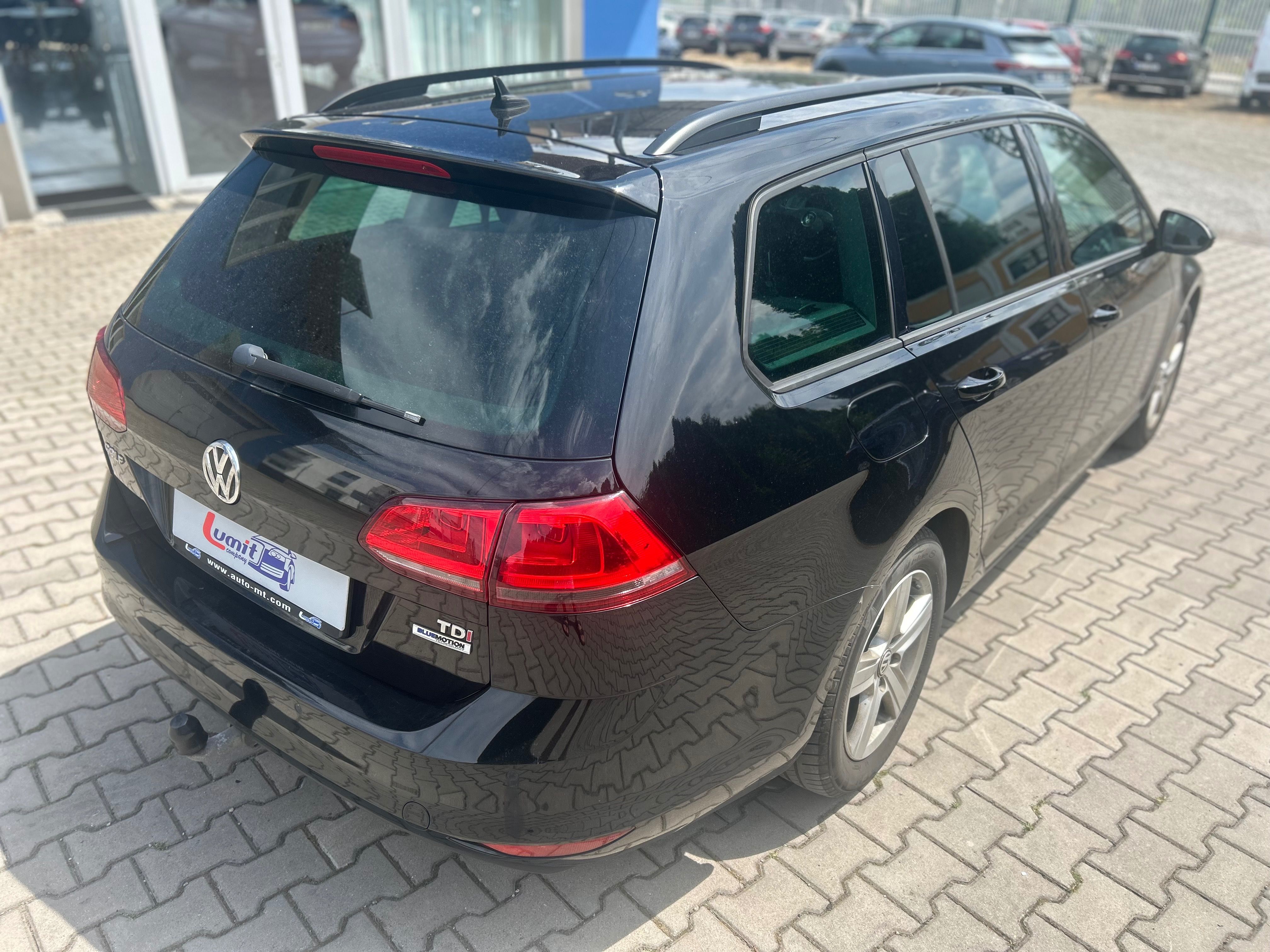 Volkswagen Golf, 1.6 TDi BlueMotion - fotka 5