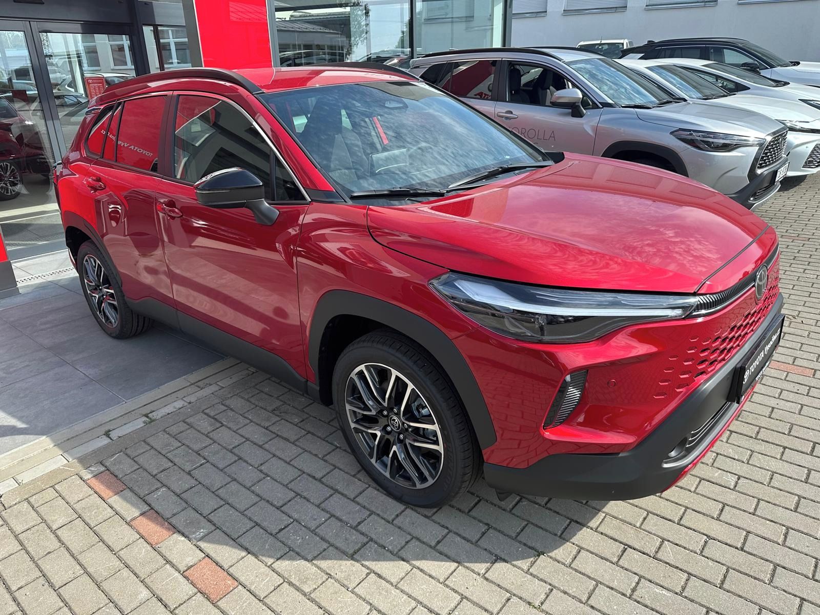 Toyota Corolla Cross, 1.8HEV 140PS Style - fotka 4