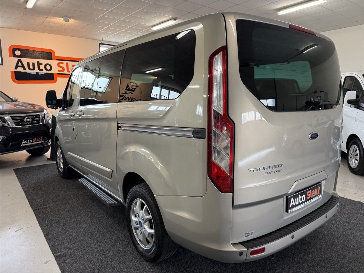 Ford Tourneo Custom, 2,2 Titanium,92kW,po servisu - fotka 5