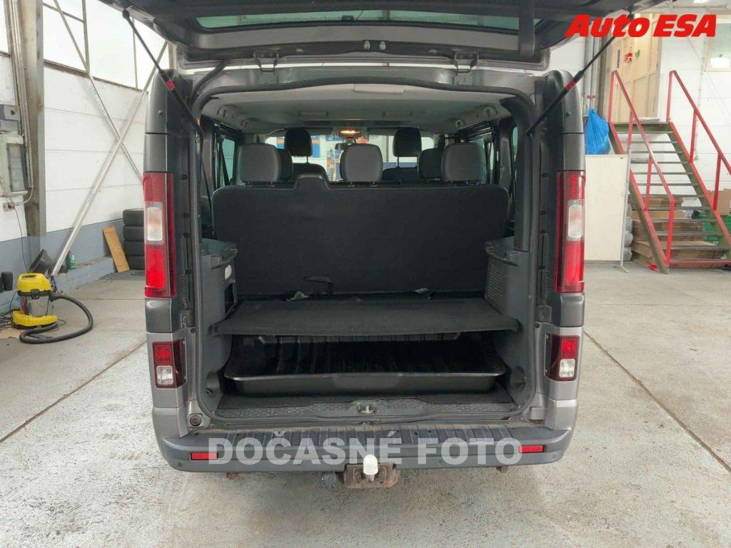 Opel Vivaro, 1.6CDTi 8míst,navi,AC - fotka 5