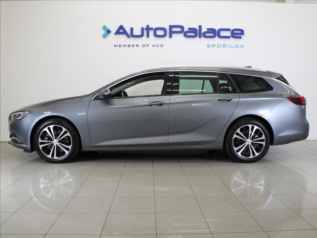 Opel Insignia, 2,0 Turbo 191kW 4x4 1.maj.ČR - fotka 5