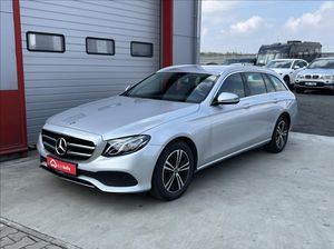 Mercedes-Benz Třídy E, 2,0 E 220 d / 9G-TRONIC