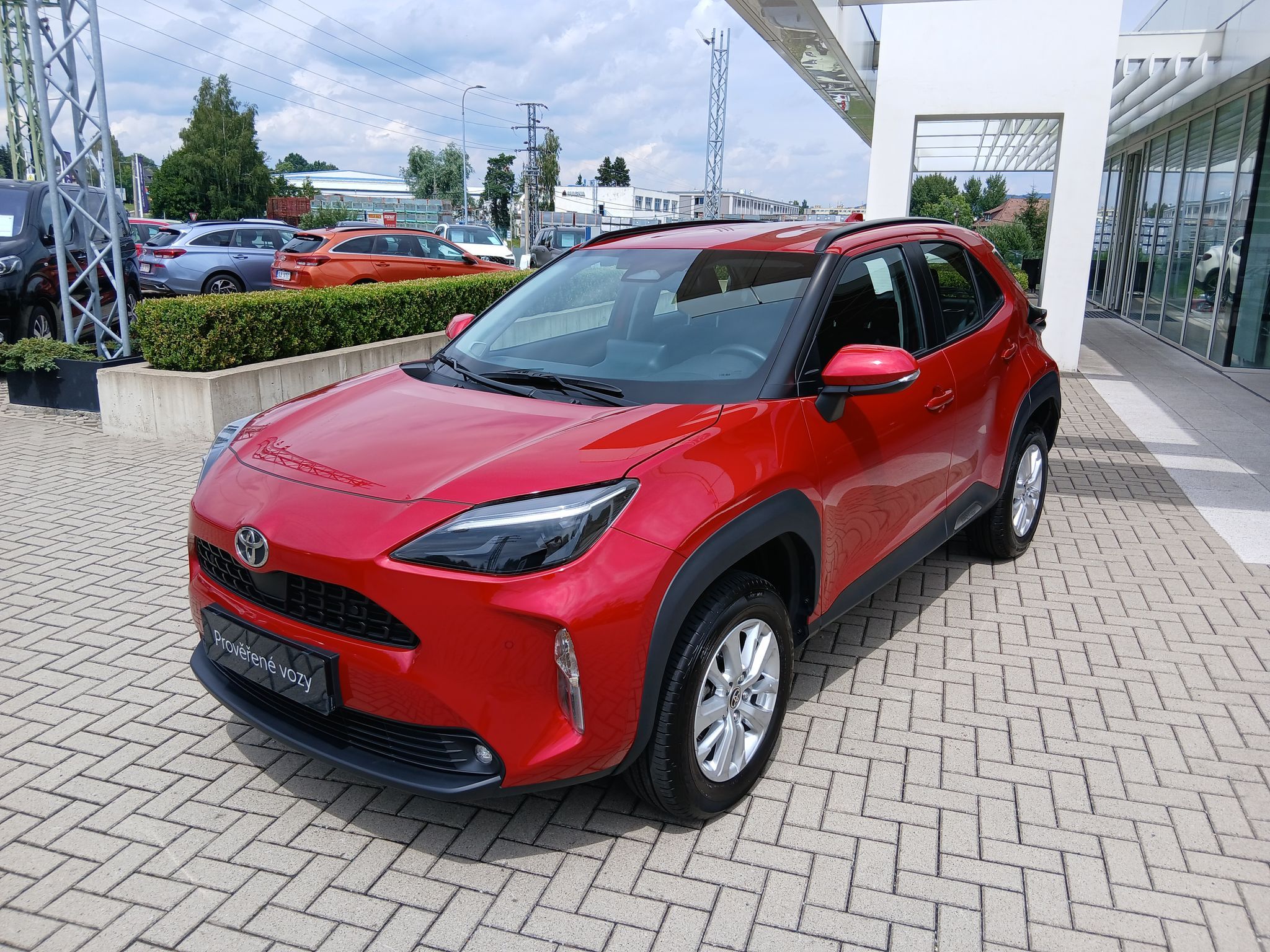 Toyota Yaris Cross, 1.5 Hybrid e-CVT Comfort - fotka 2