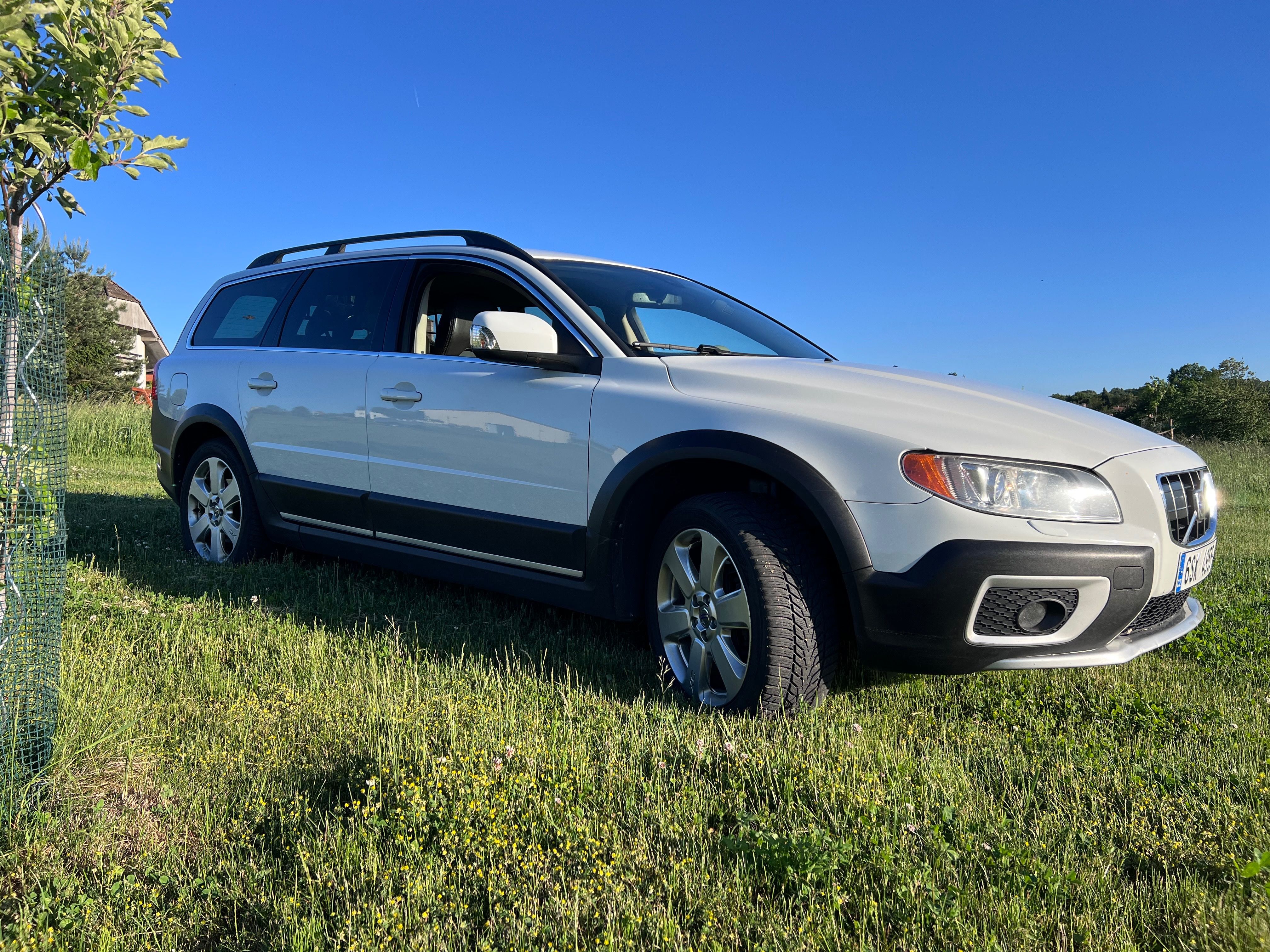 Volvo XC70, Volvo XC70 2.4 D5 AWD - fotka 3
