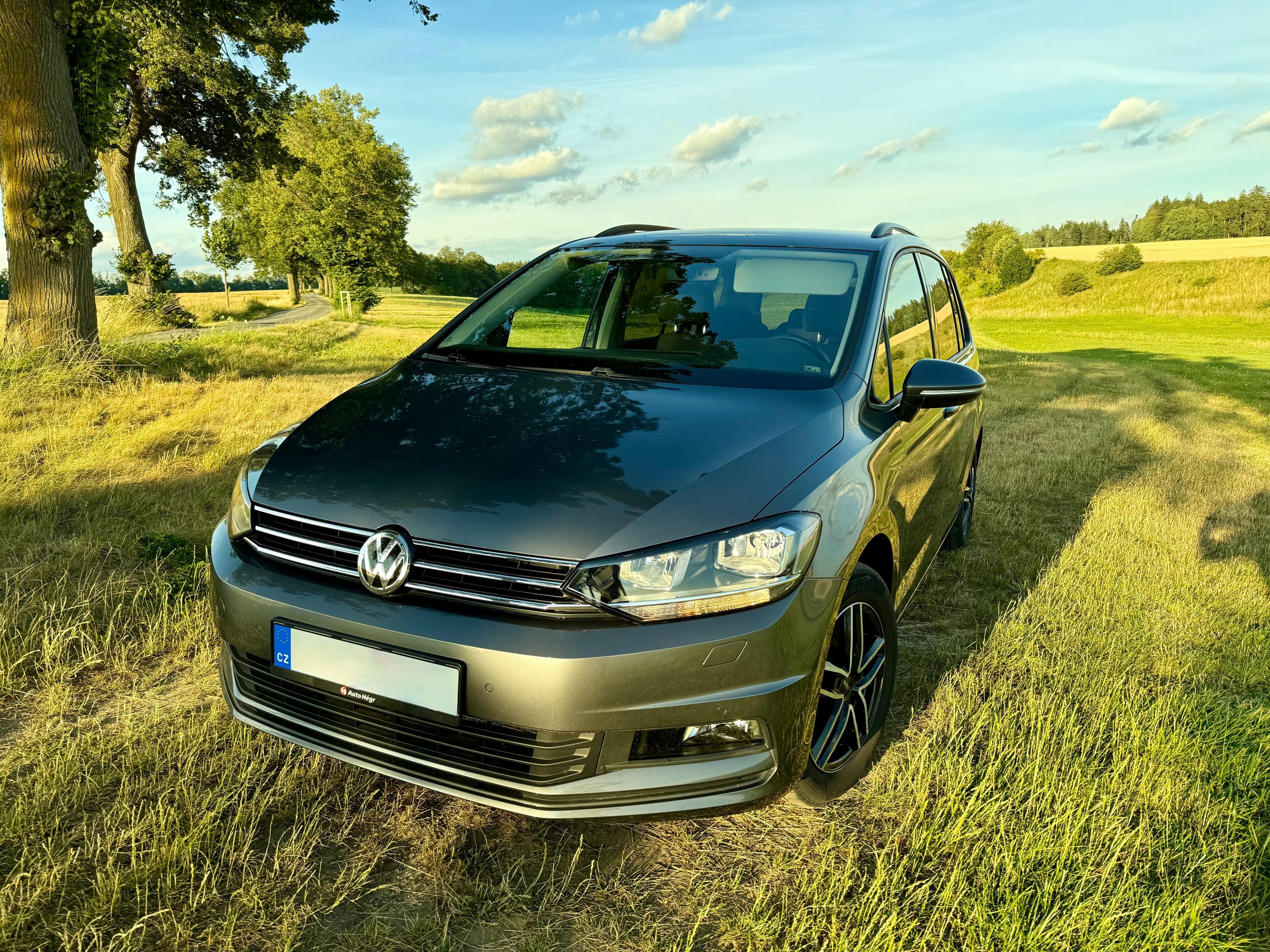 Volkswagen Touran, 1.5TSI,88t.km,DPH,TZ,orig.serv - fotka 2