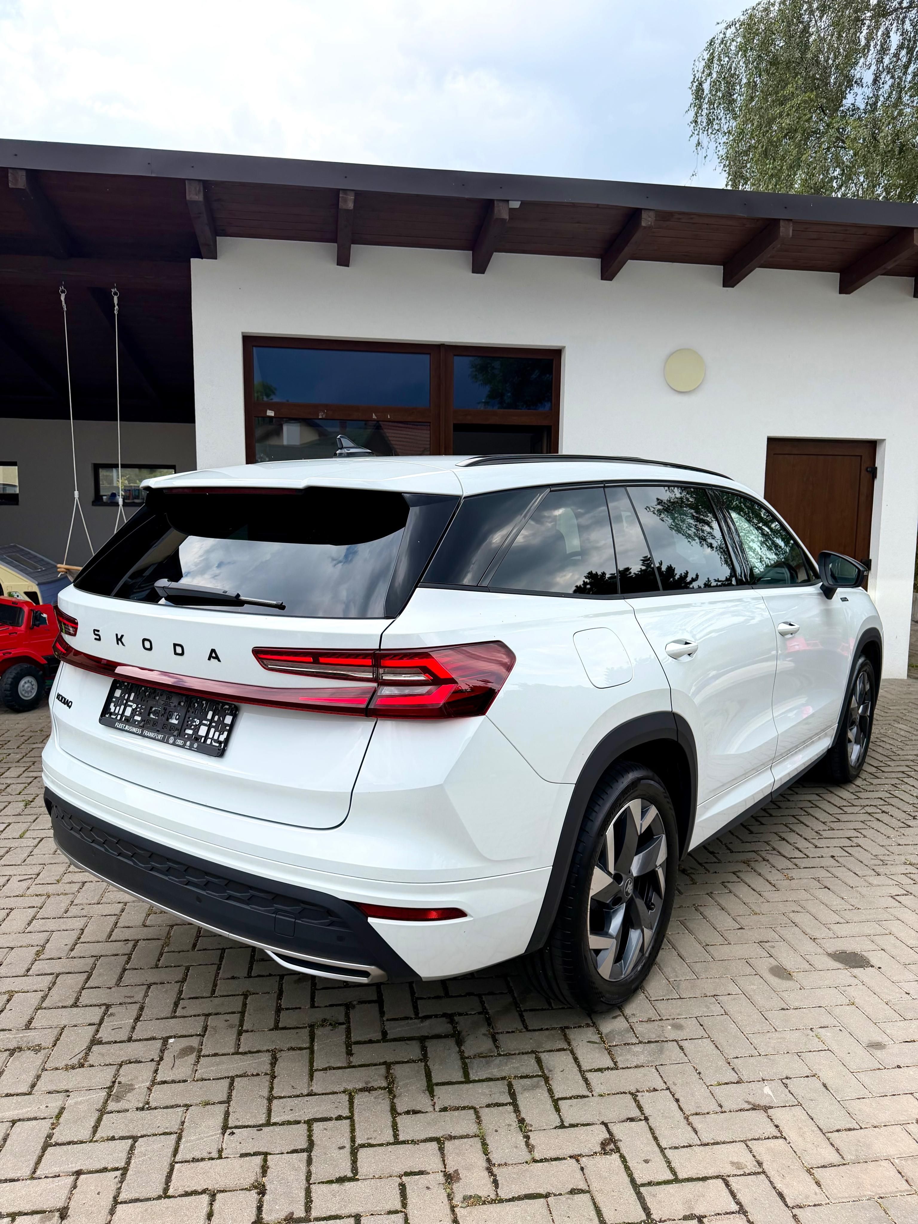 Škoda Kodiaq, Sport Line 7 MÍST DCC MATRIX - fotka 5